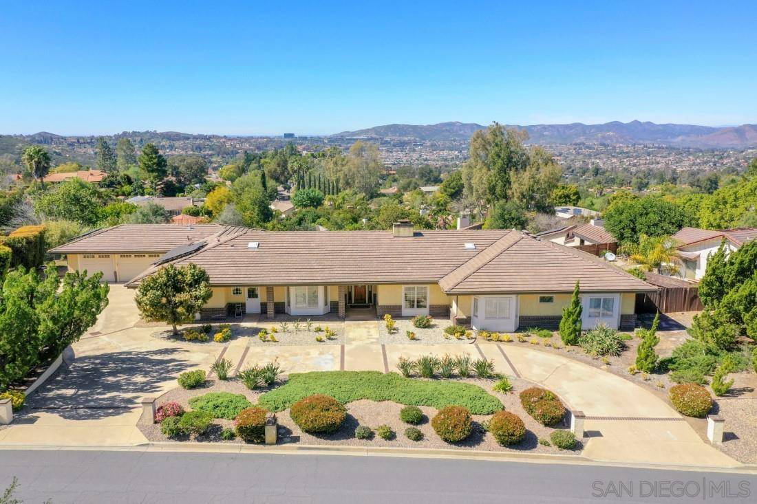 Poway, CA 92064,15938 Overview Road