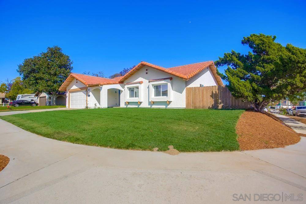 Vista, CA 92083,1757 Henderson Ct