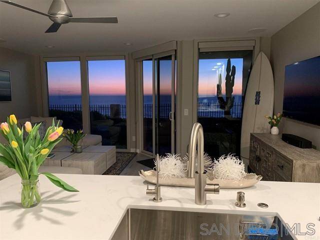 Solana Beach, CA 92075,190 DEL MAR SHORES TER #8