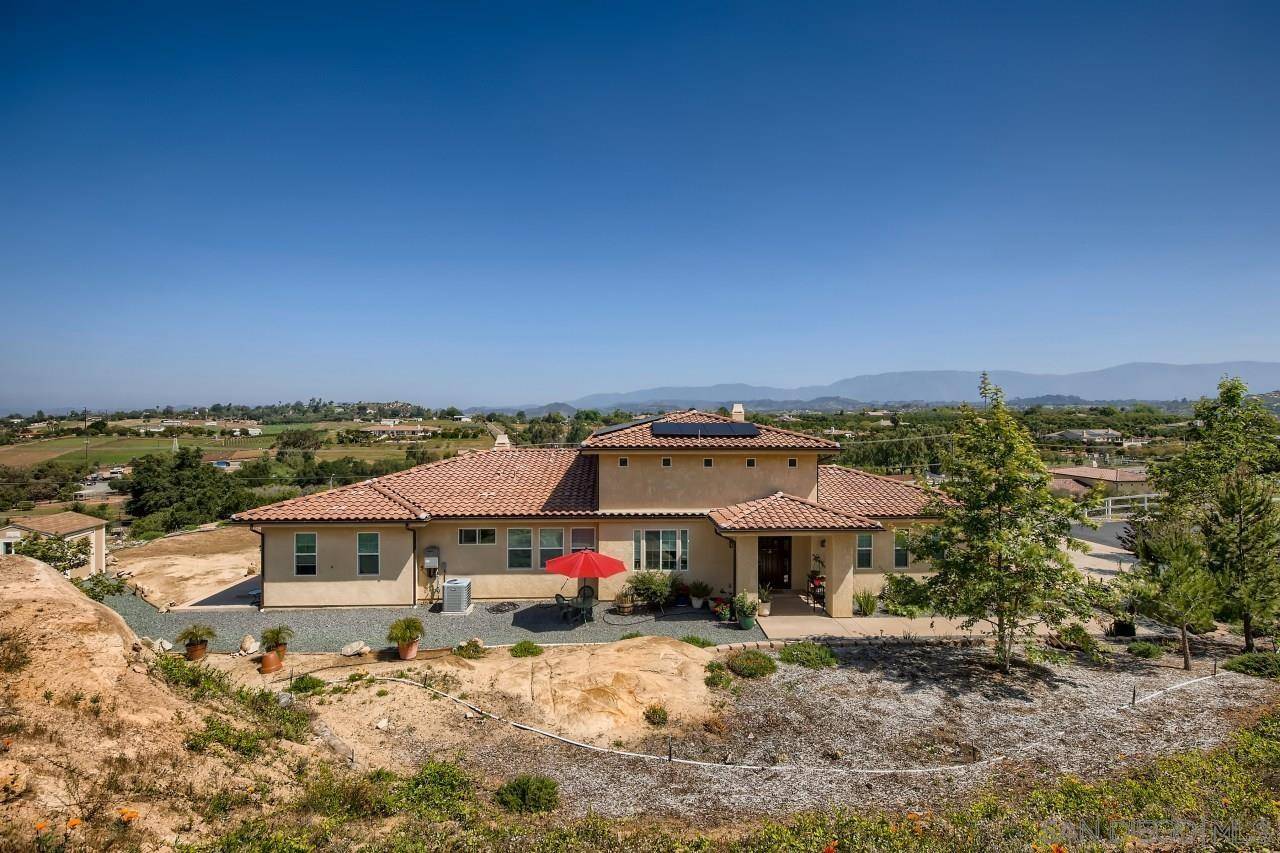 Valley Center, CA 92082,30050 Stone Summit Drive