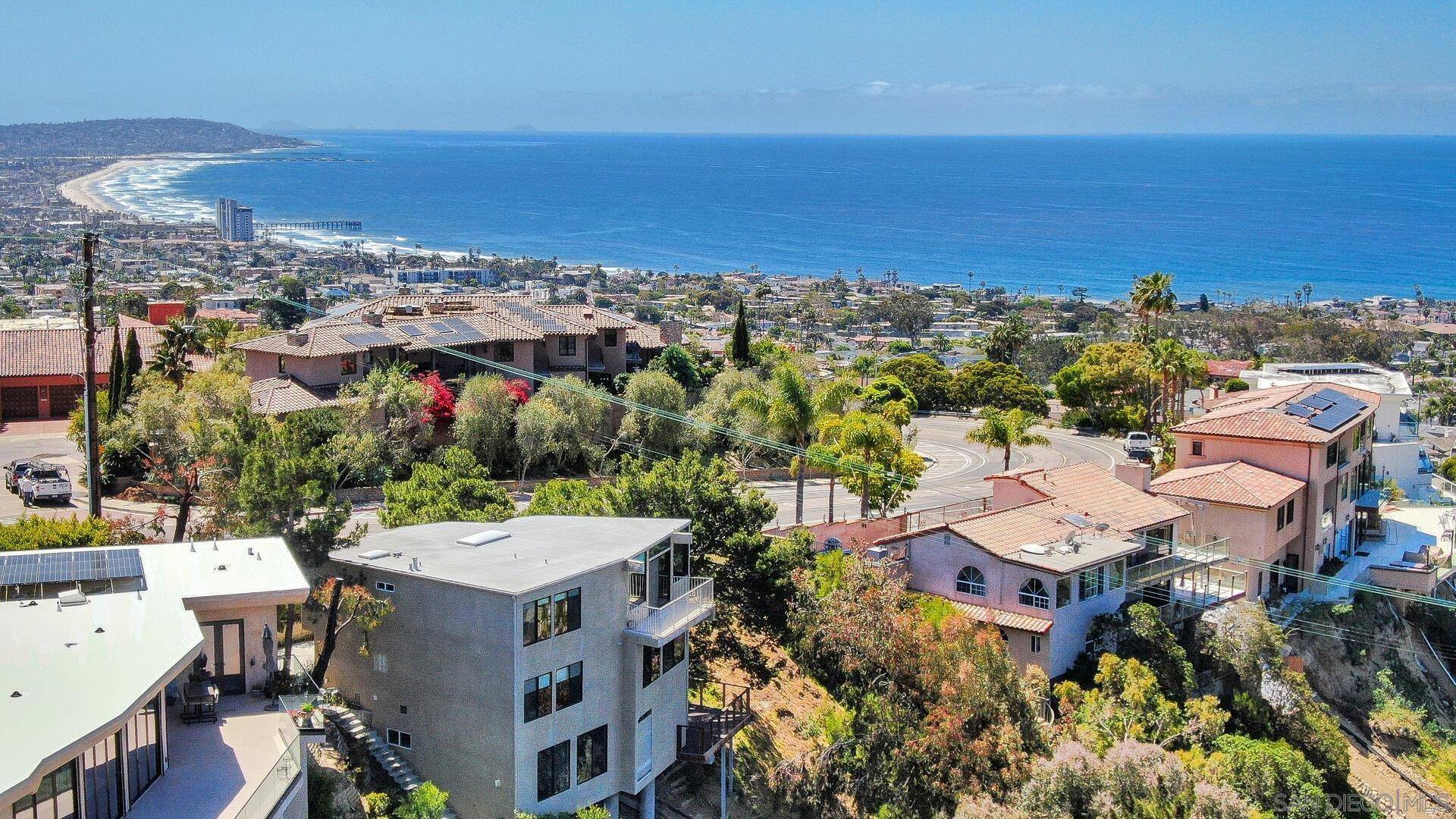 La Jolla, CA 92037,5740 La Jolla Mesa Drive