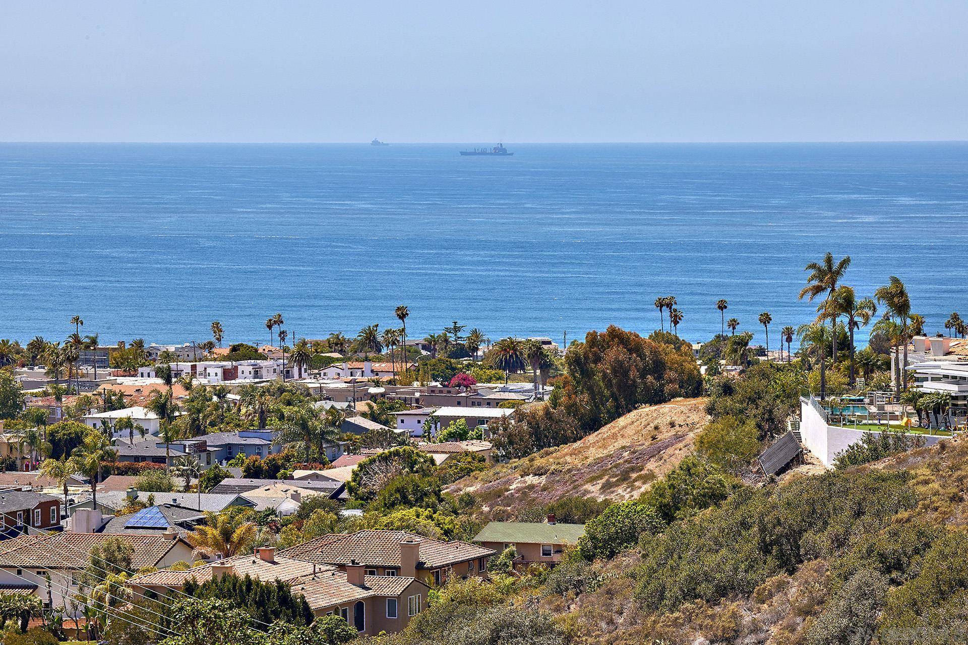 La Jolla, CA 92037,5448 Caminito Bayo