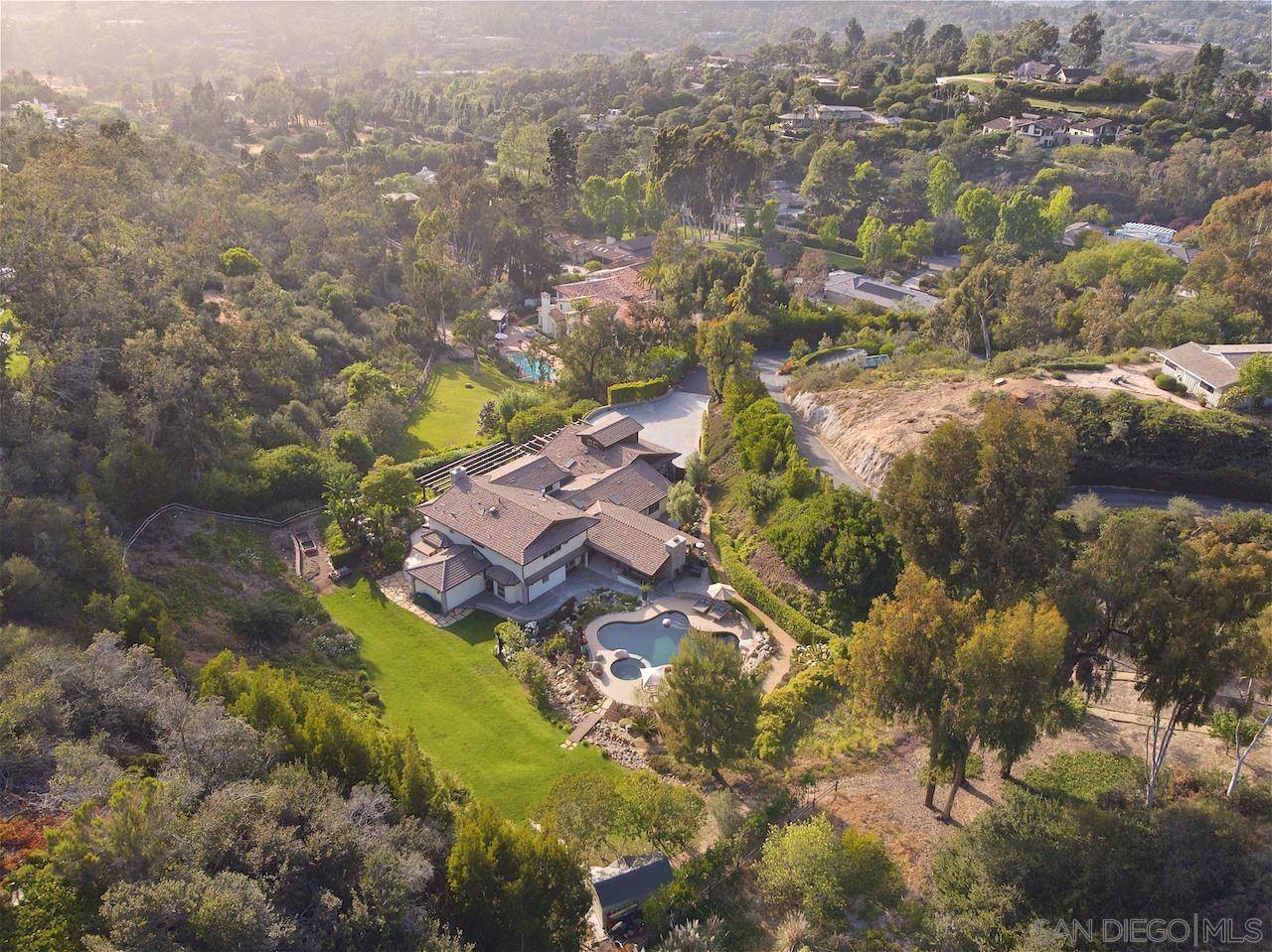 Rancho Santa Fe, CA 92067,5117 El Secreto