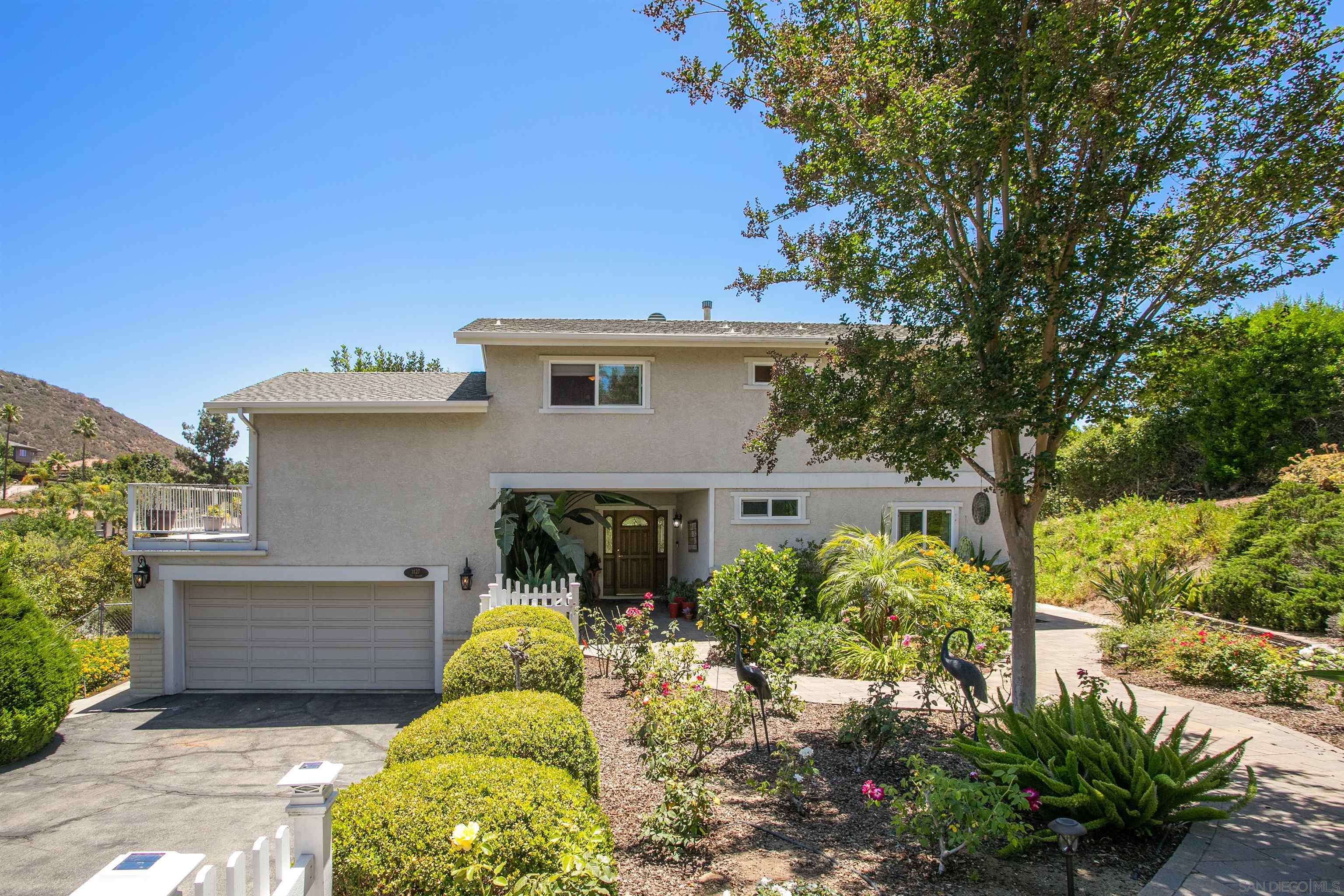 Escondido, CA 92029,1127 Via Privada