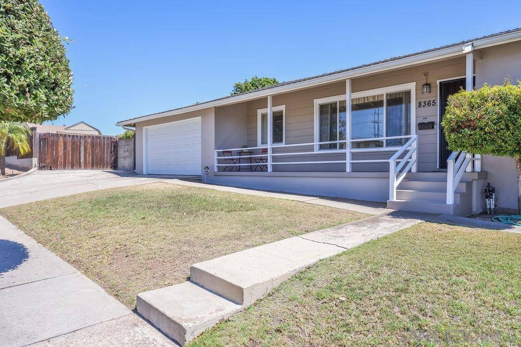 La Mesa, CA 91942,8365 Dallas St