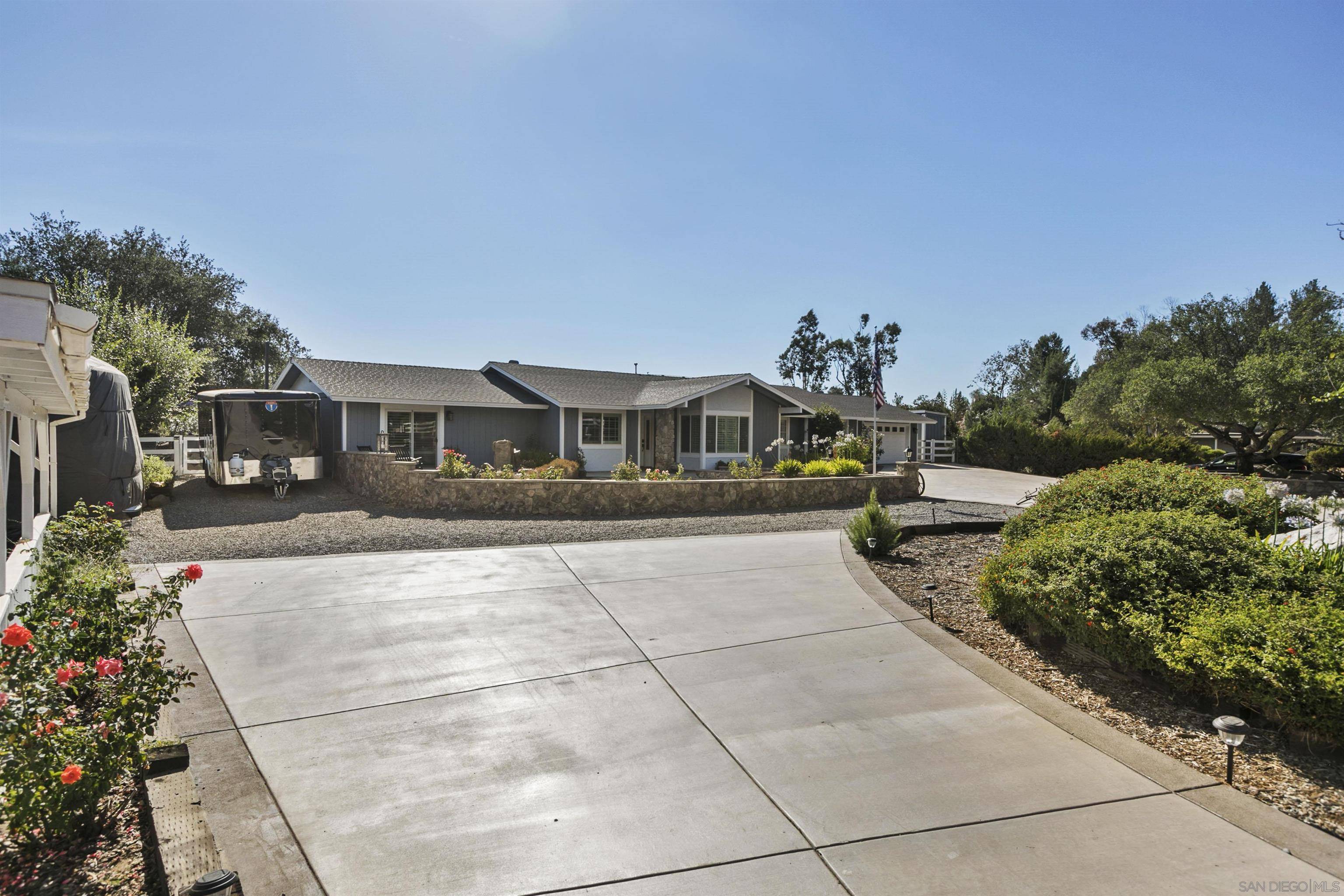 Alpine, CA 91901,1452 Blue Lilac Ln