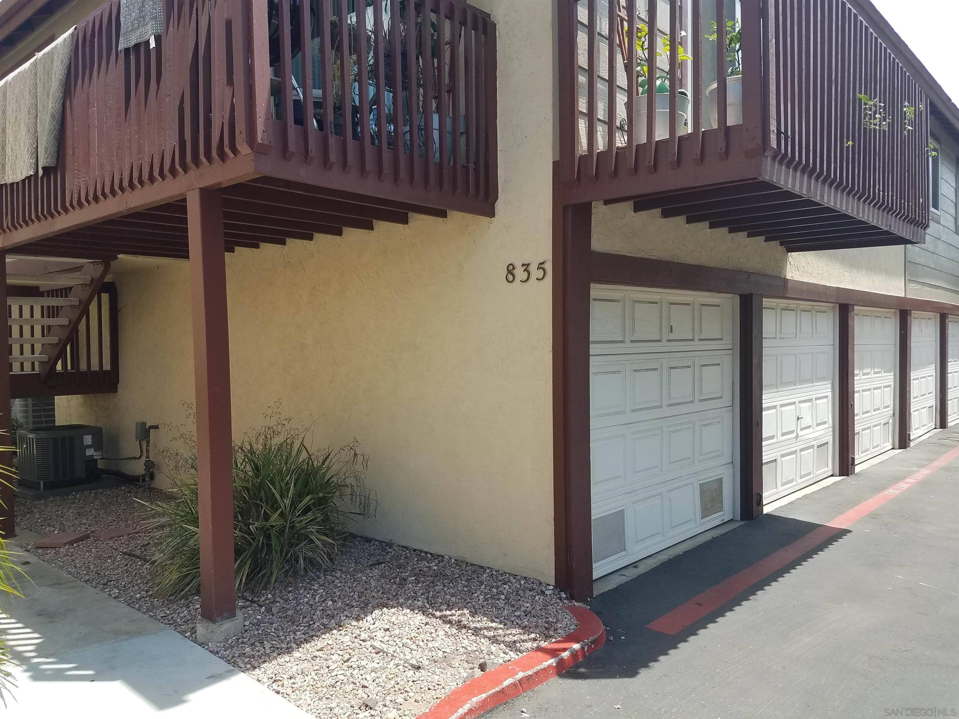 Chula Vista, CA 91910,835 Tamayo Dr #6