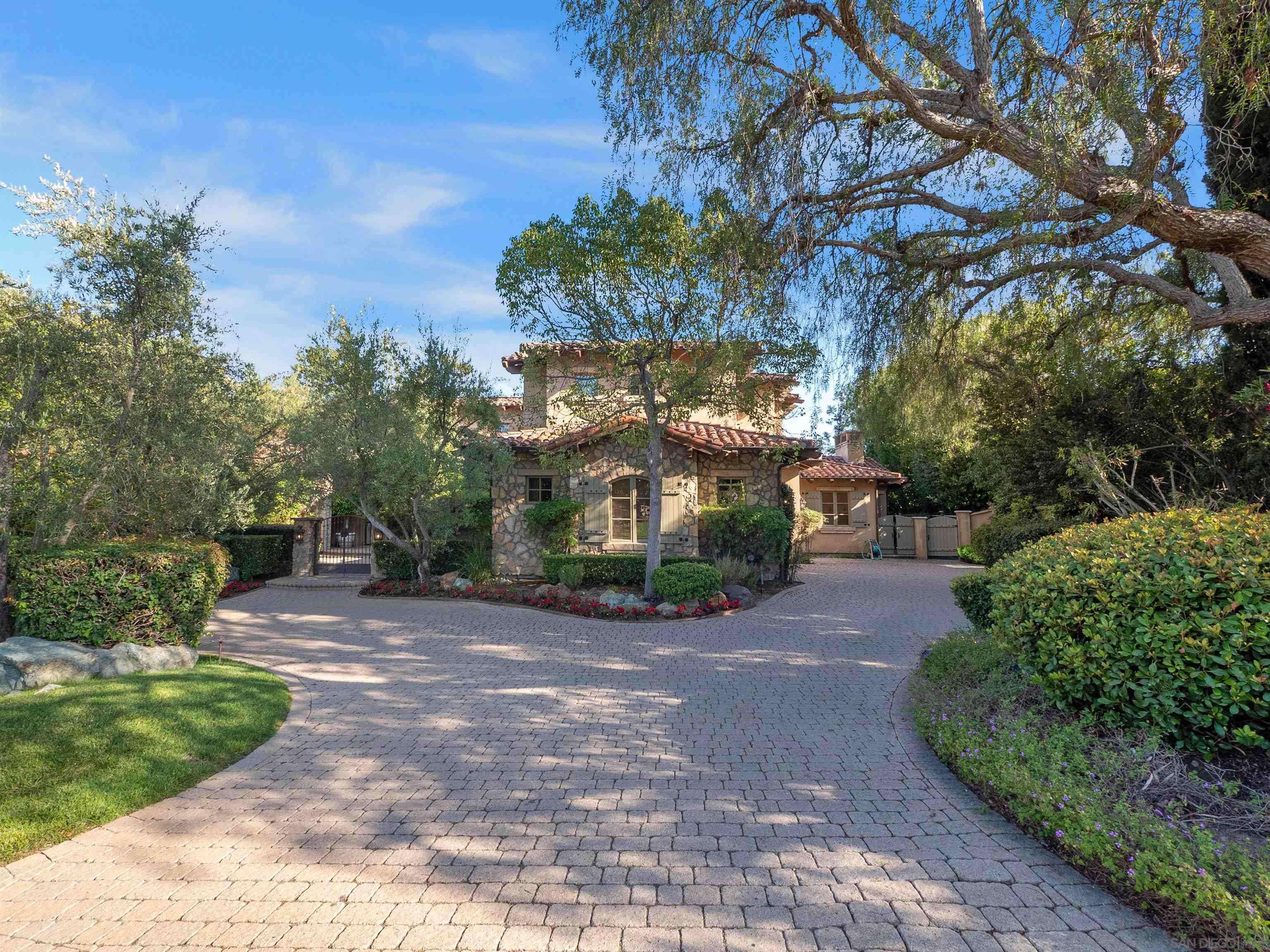 Rancho Santa Fe, CA 92091,18356 Calle La Serra