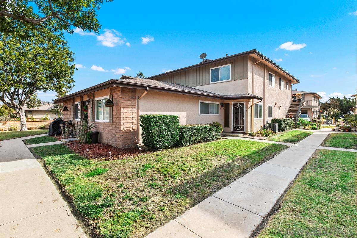 Santee, CA 92071,9857 Mission Gorge Road #Unit 2