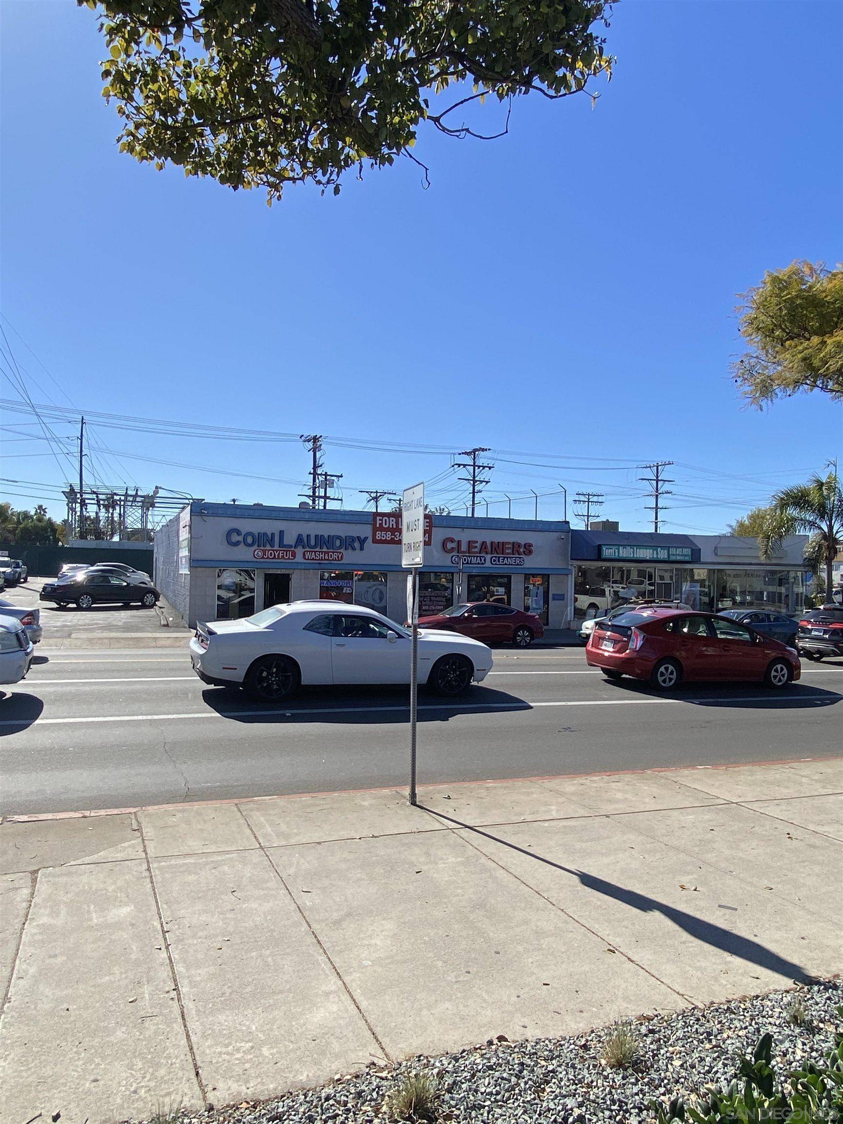 San Diego, CA 92109,1609-1611 Garnet Avenue