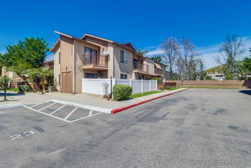 Lakeside, CA 92040,12740 Laurel St #405