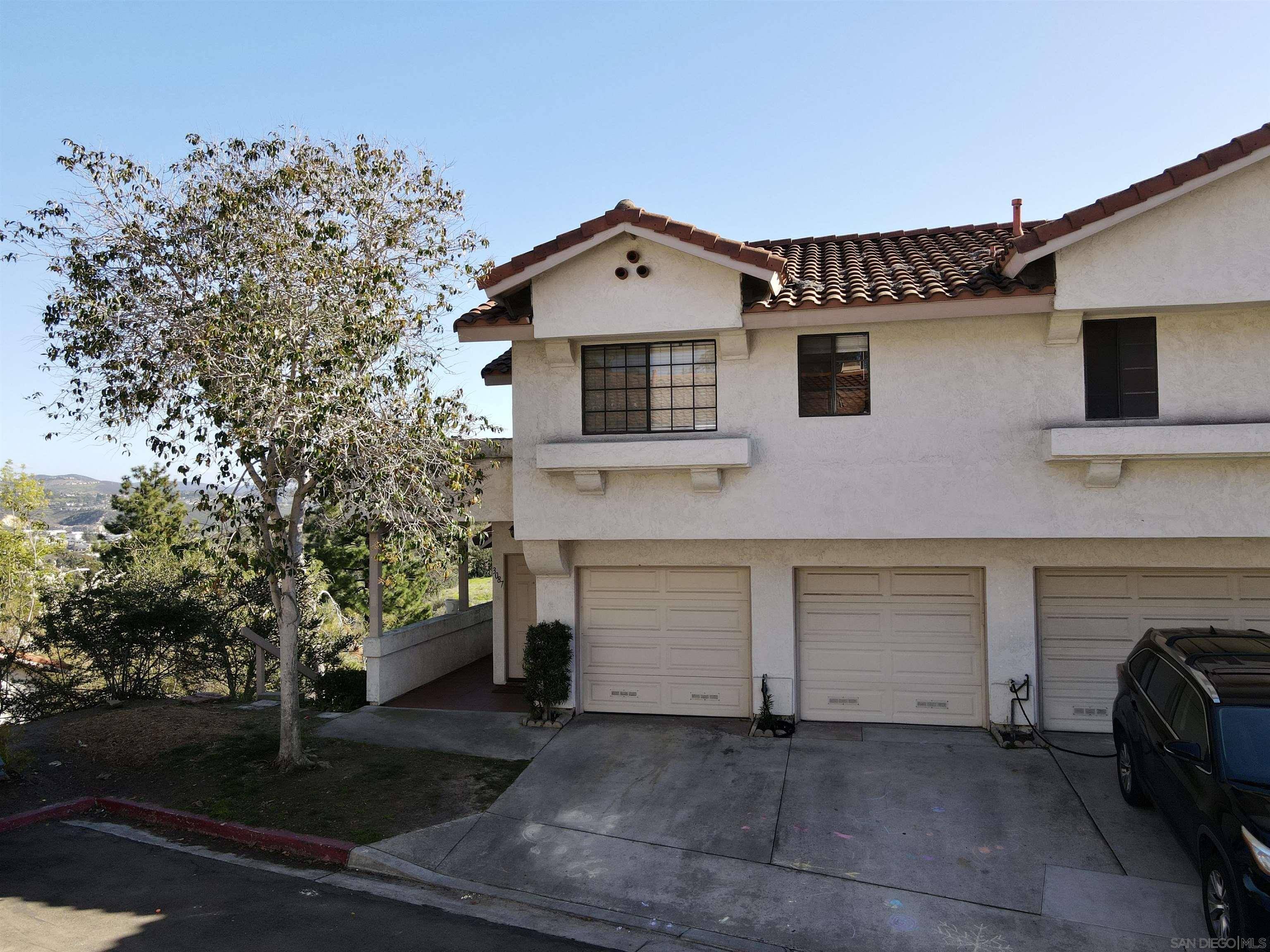 Carlsbad, CA 92009,3087 Corte Trabuco