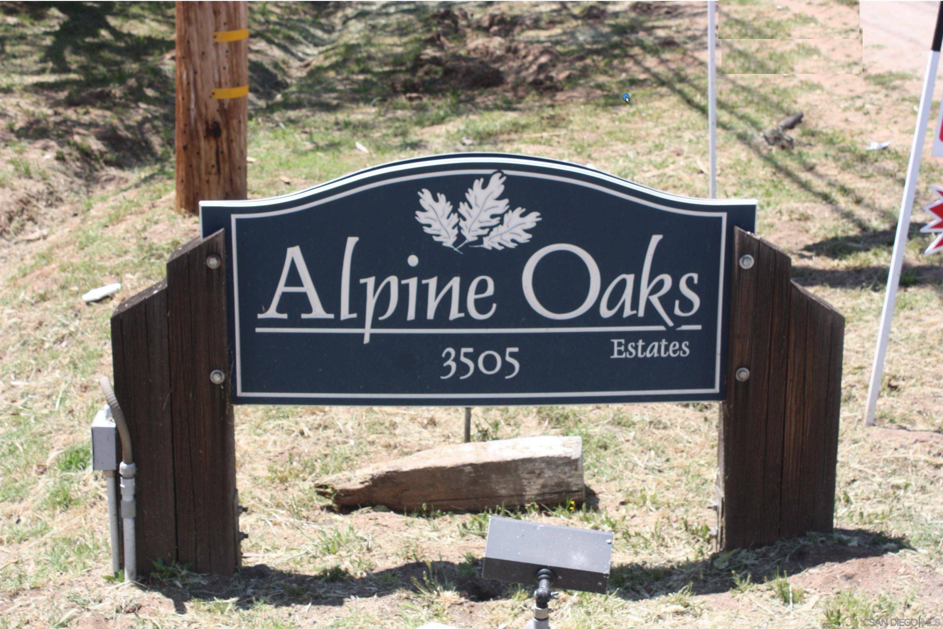 Alpine, CA 91901,3505 Alpine Blvd. #40