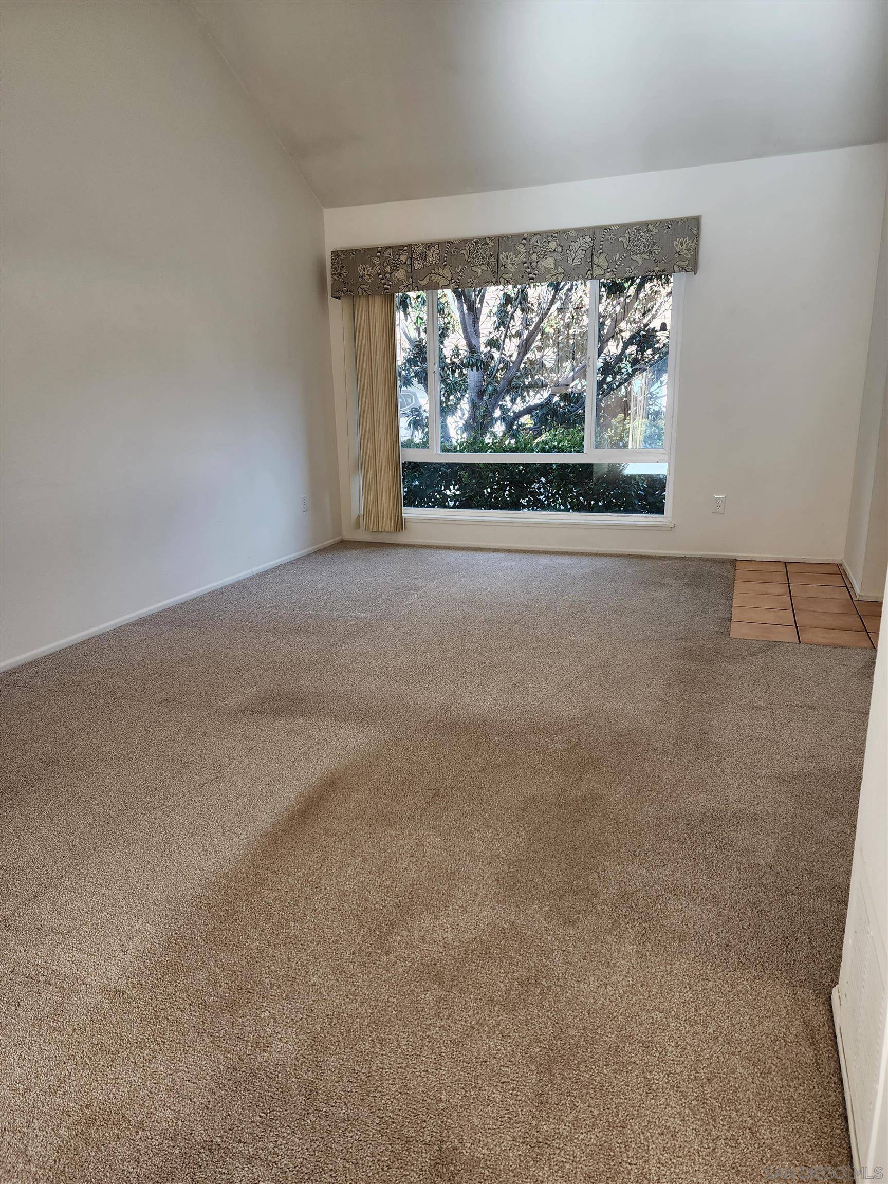 Solana Beach, CA 92075,512 Turfwood Lane