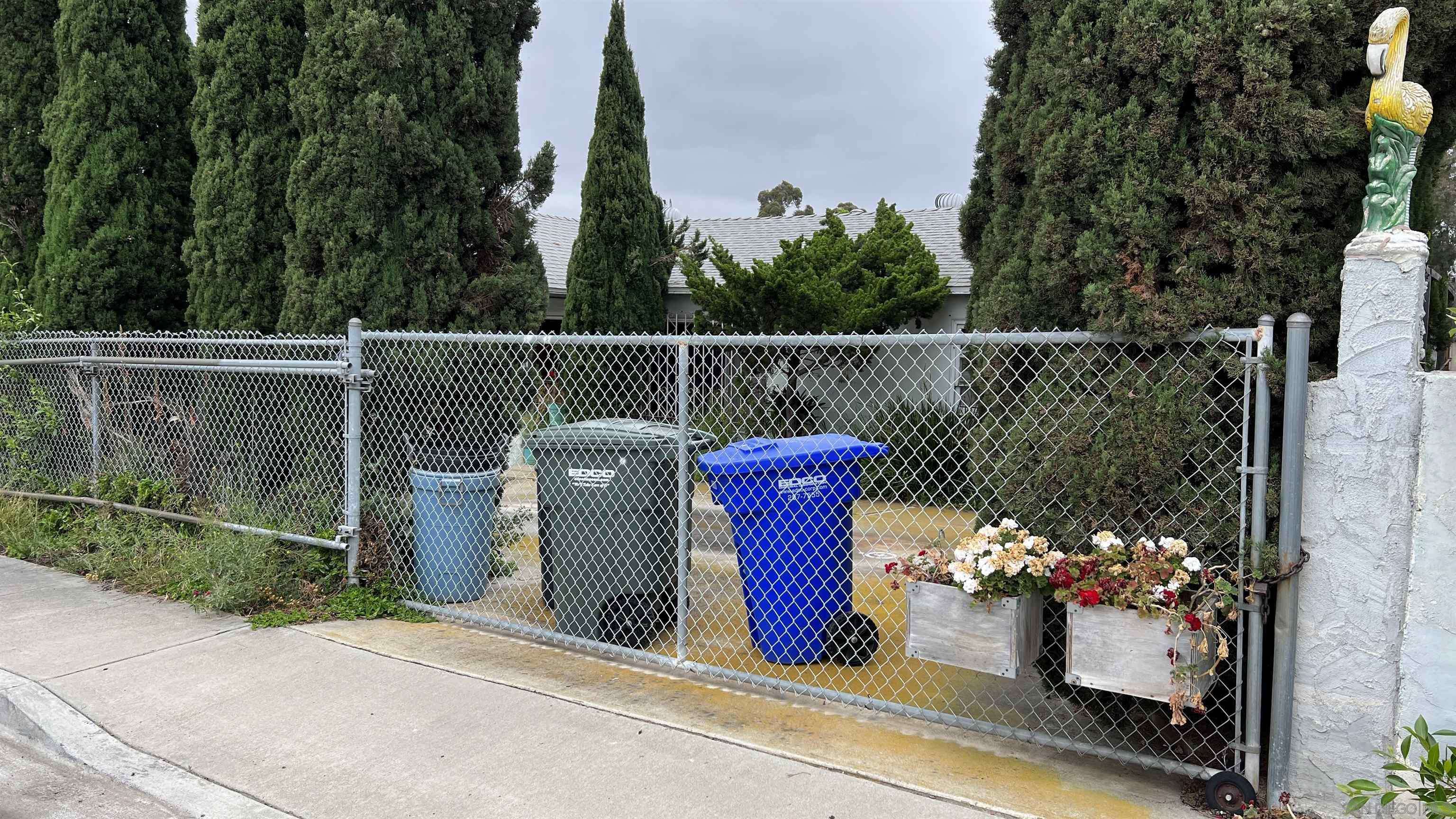 National City, CA 91950,2527 Rae Pl