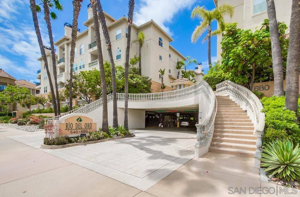 San Diego, CA 92108,680 Camino De La Reina #2408