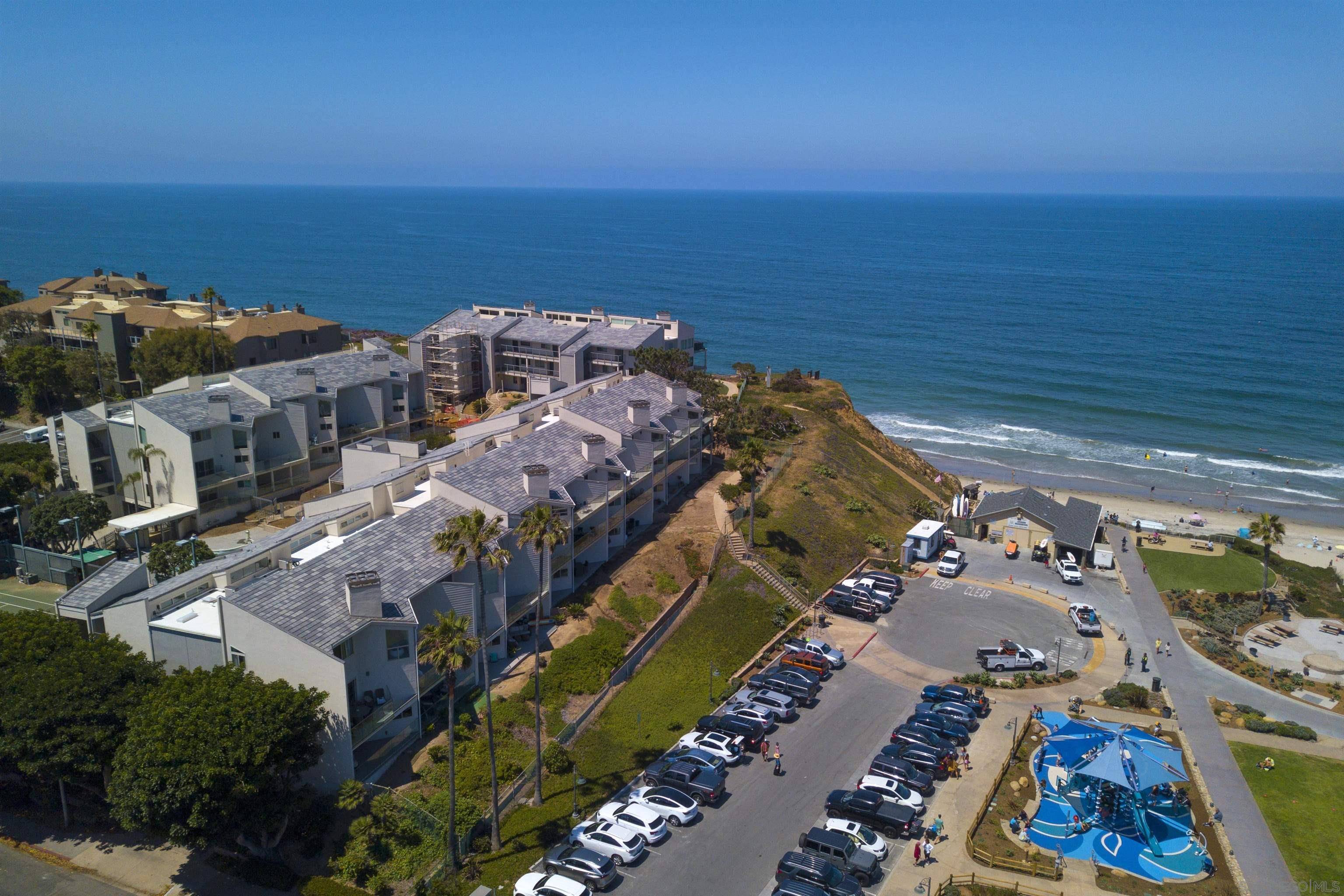 Solana Beach, CA 92075,135 S Sierra Ave #4