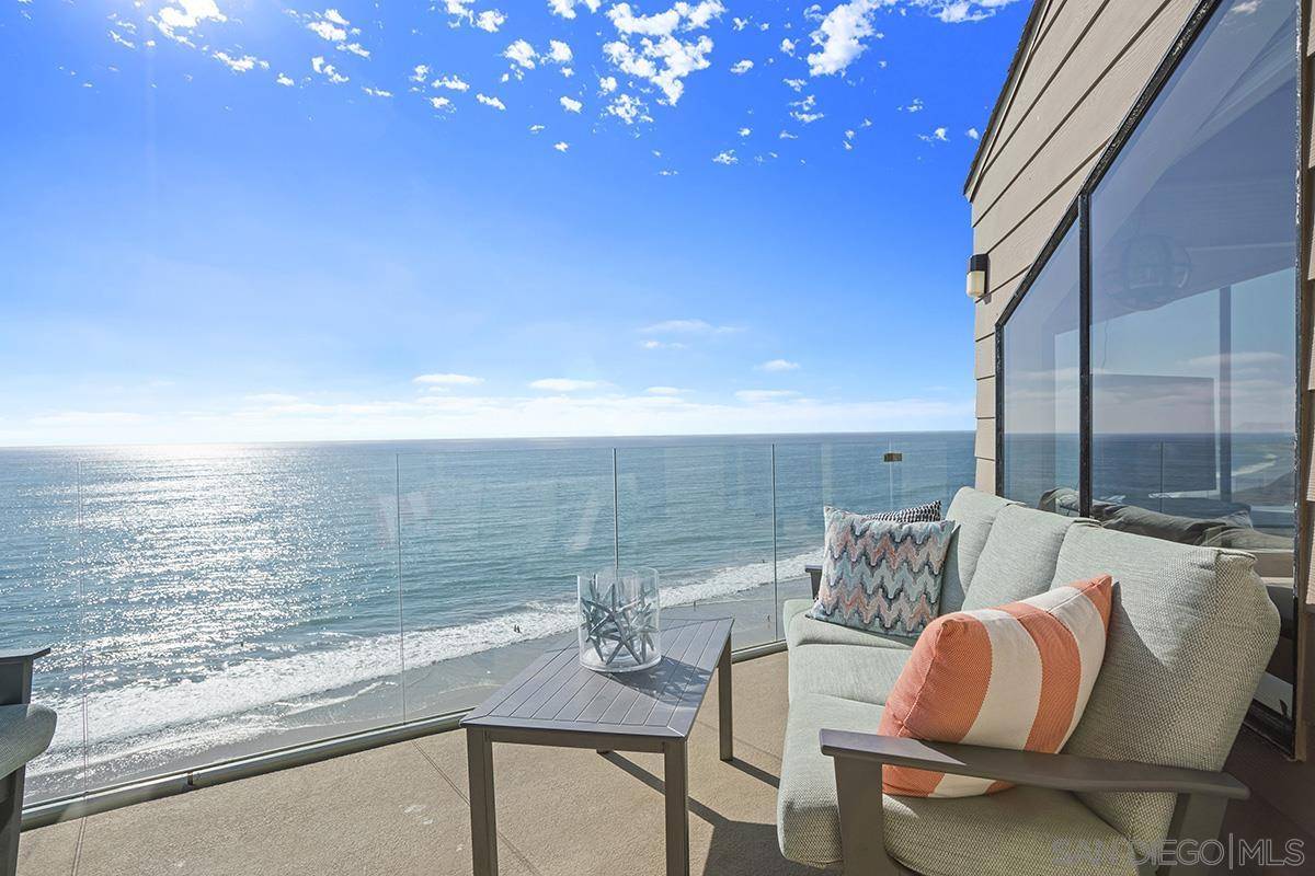 Solana Beach, CA 92075,233 S Helix #44