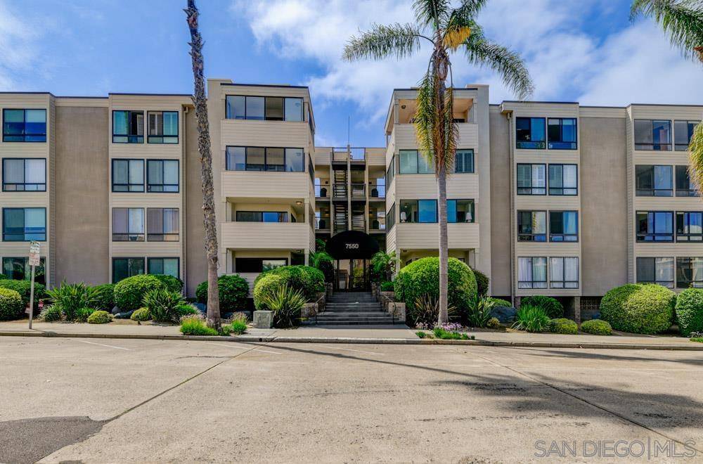 La Jolla, CA 92037,7550 Eads Ave #305