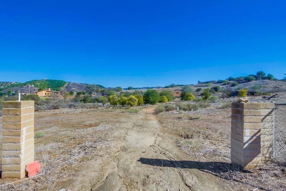 Bonsall, CA 92003,0 Aldorado Dr. #0