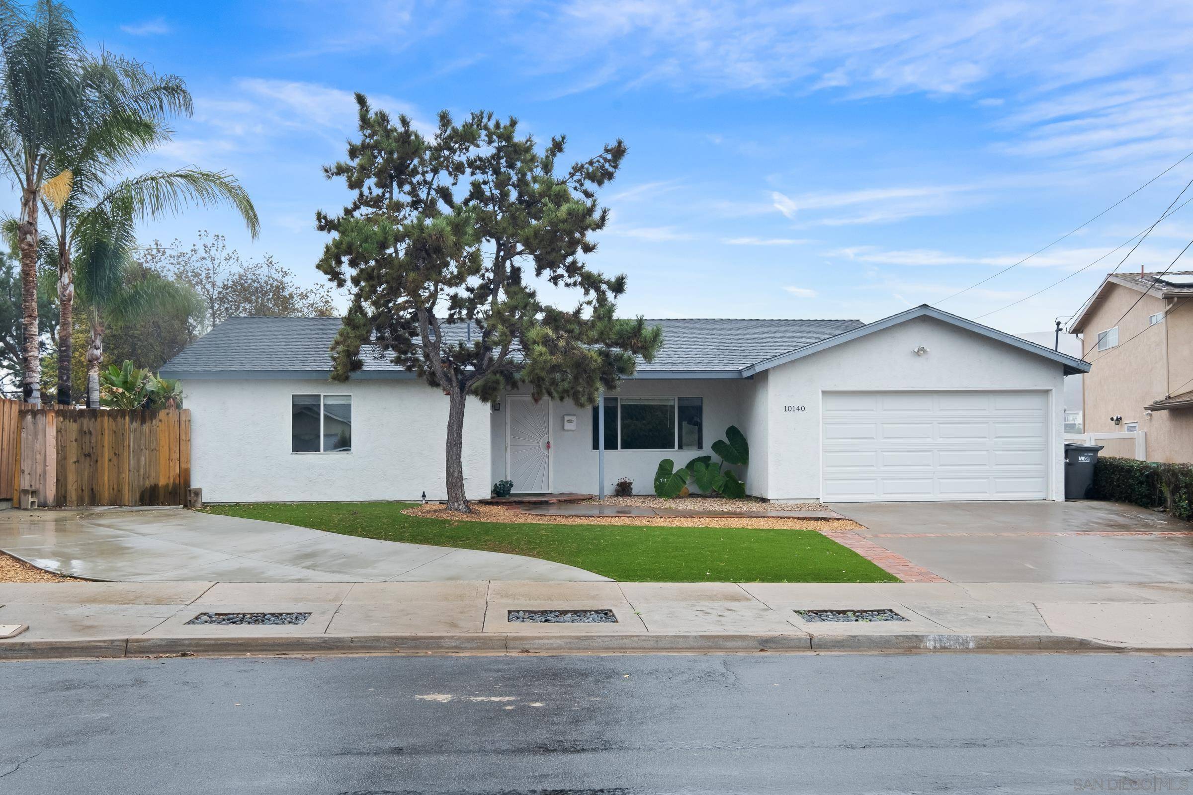 Santee, CA 92071,10140 Strathmore Dr