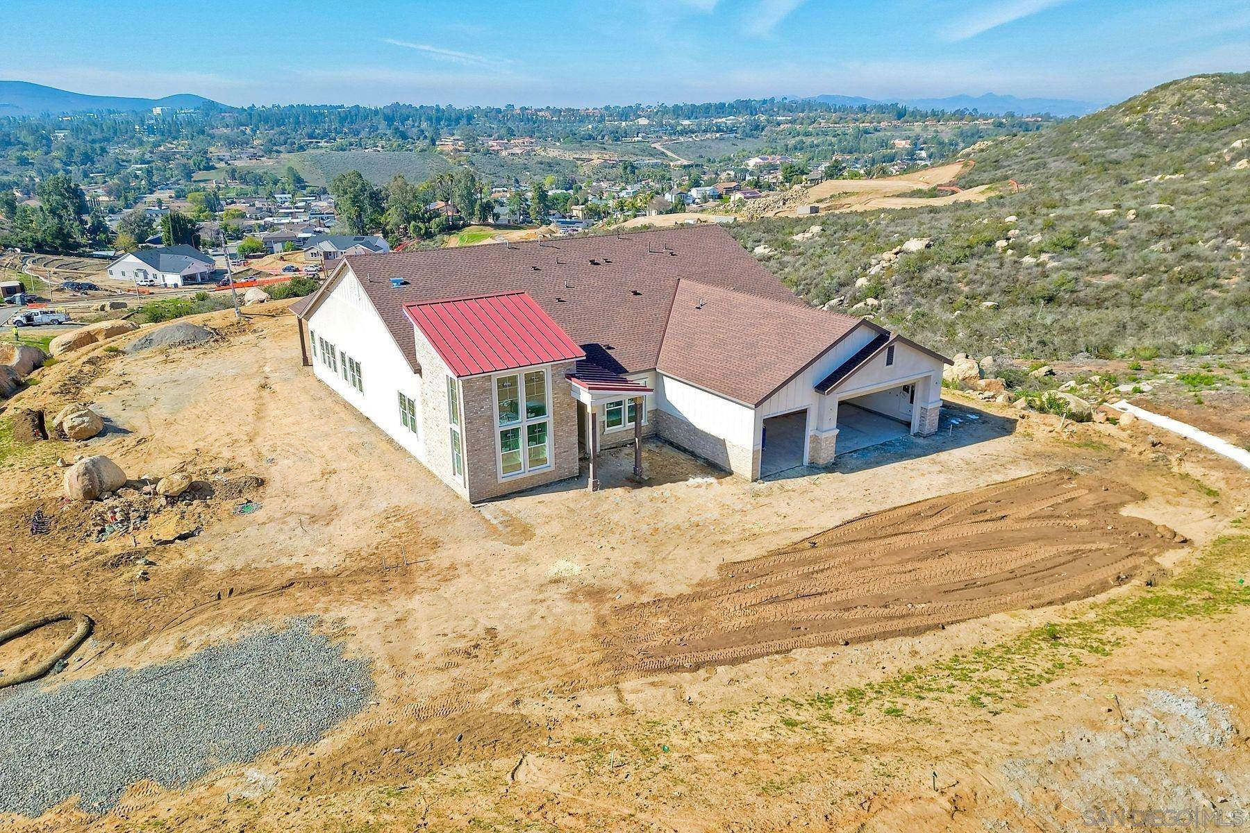 Poway, CA 92064,15105 Summit Trail Rd