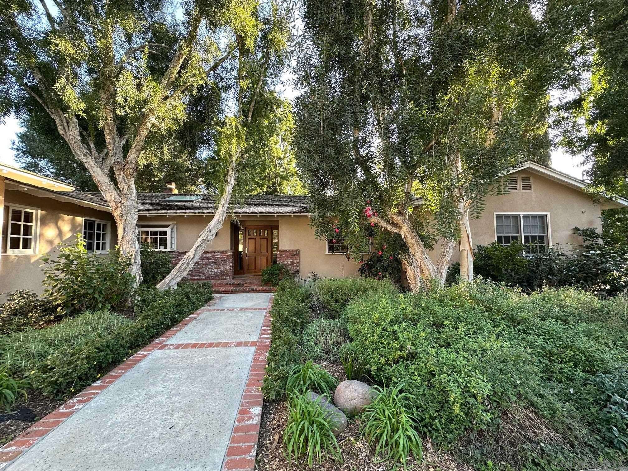 Poway, CA 92064,13617 Jack Rabbit Road