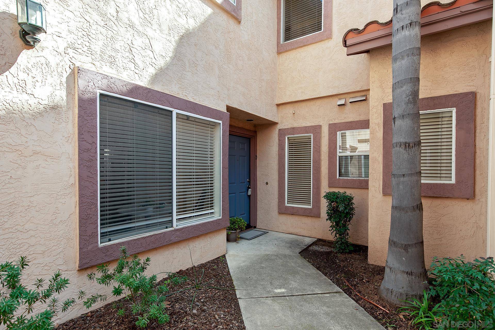 El Cajon, CA 92019,11374 Via Rancho San Diego #D