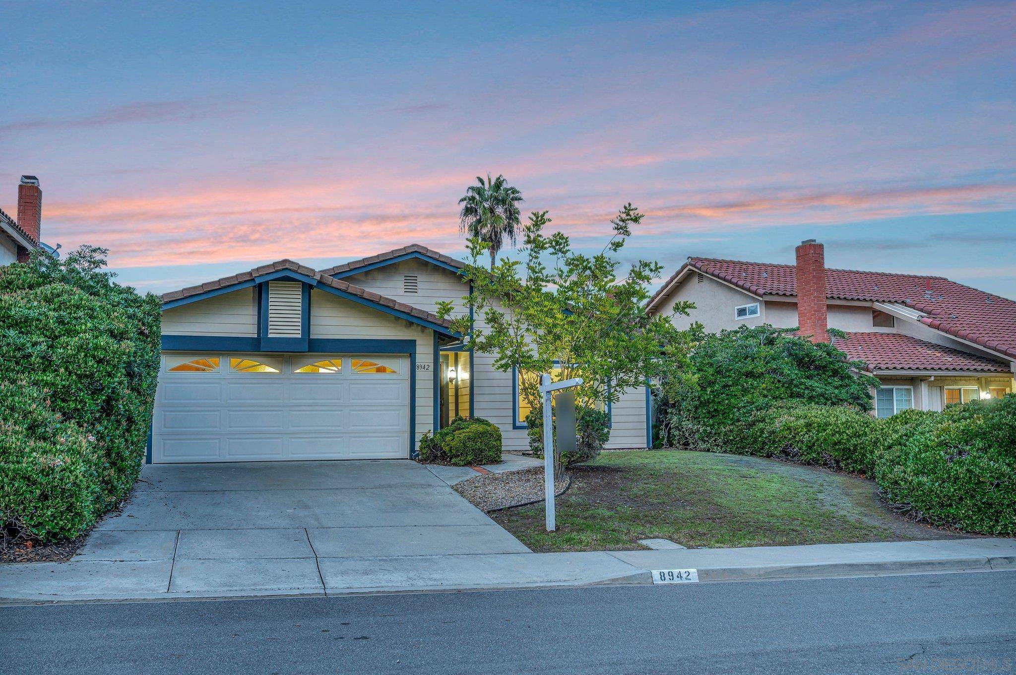 San Diego, CA 92129,8942 Allenbrook Way