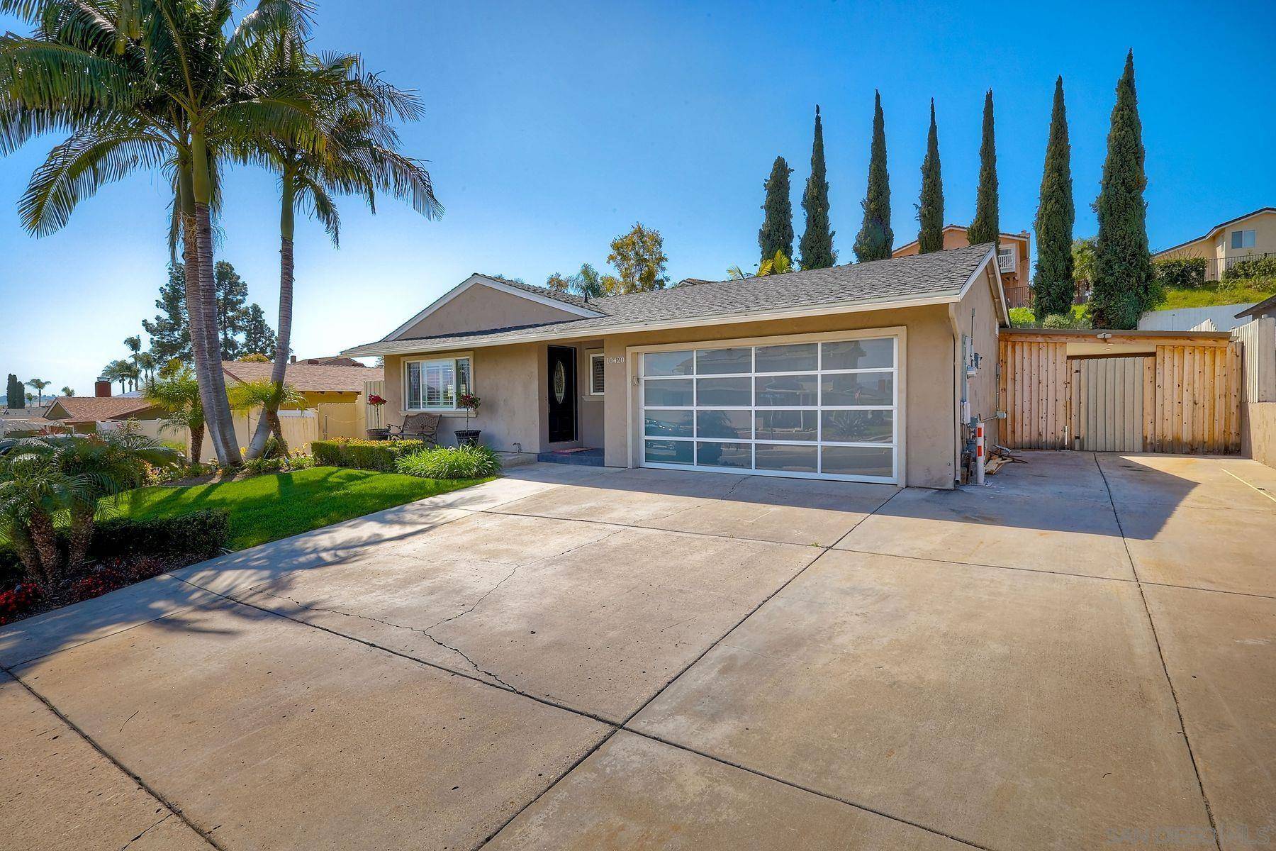 Santee, CA 92071,10420 Timberlane Way