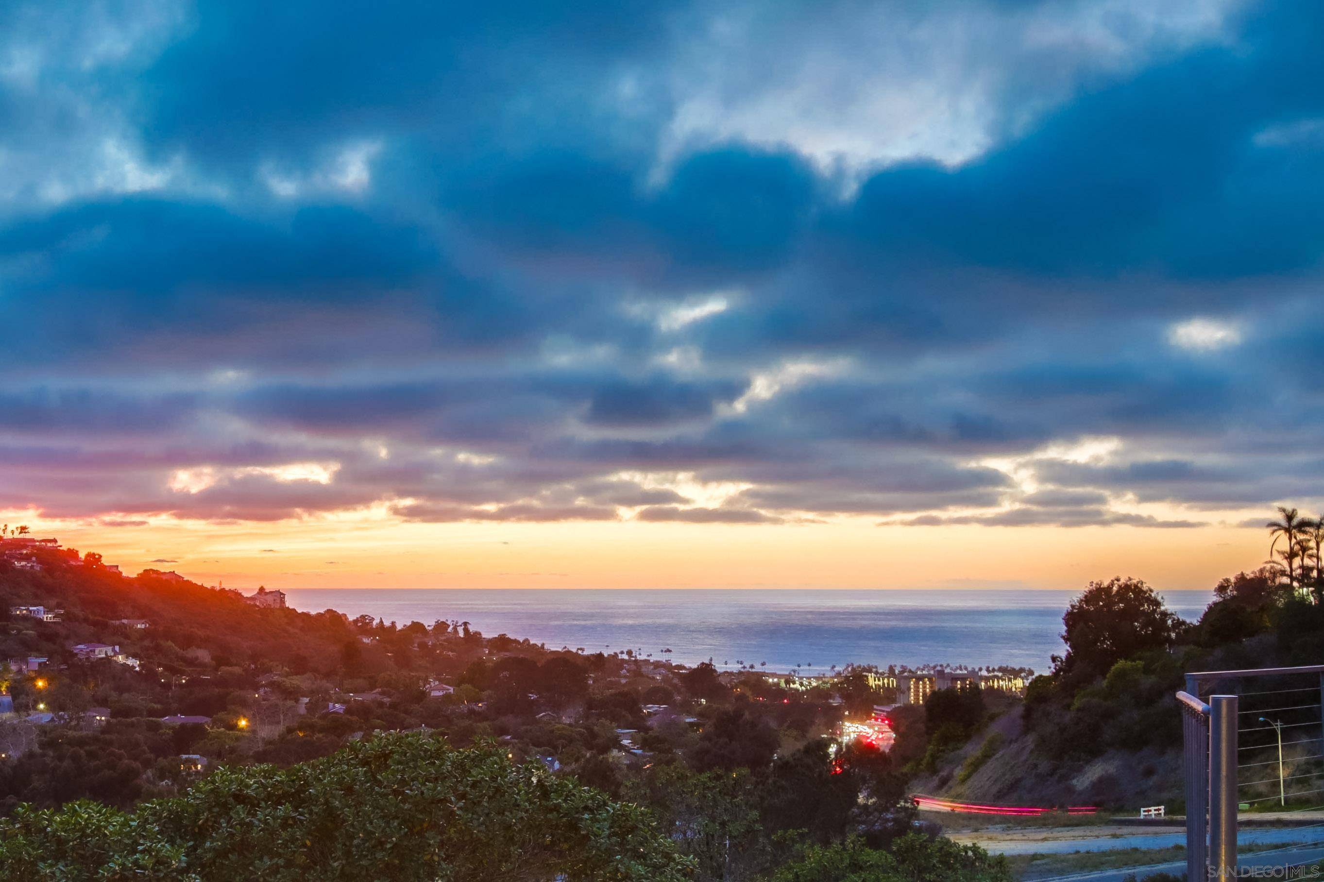 La Jolla, CA 92037,7674 Caminito Coromandel