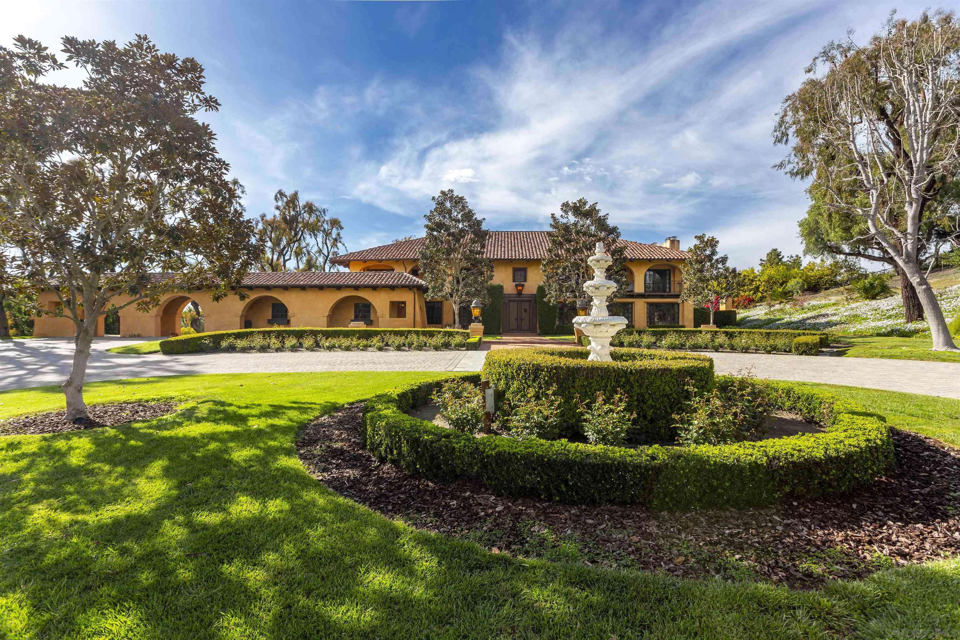 Rancho Santa Fe, CA 92067,18220 Via de Fortuna