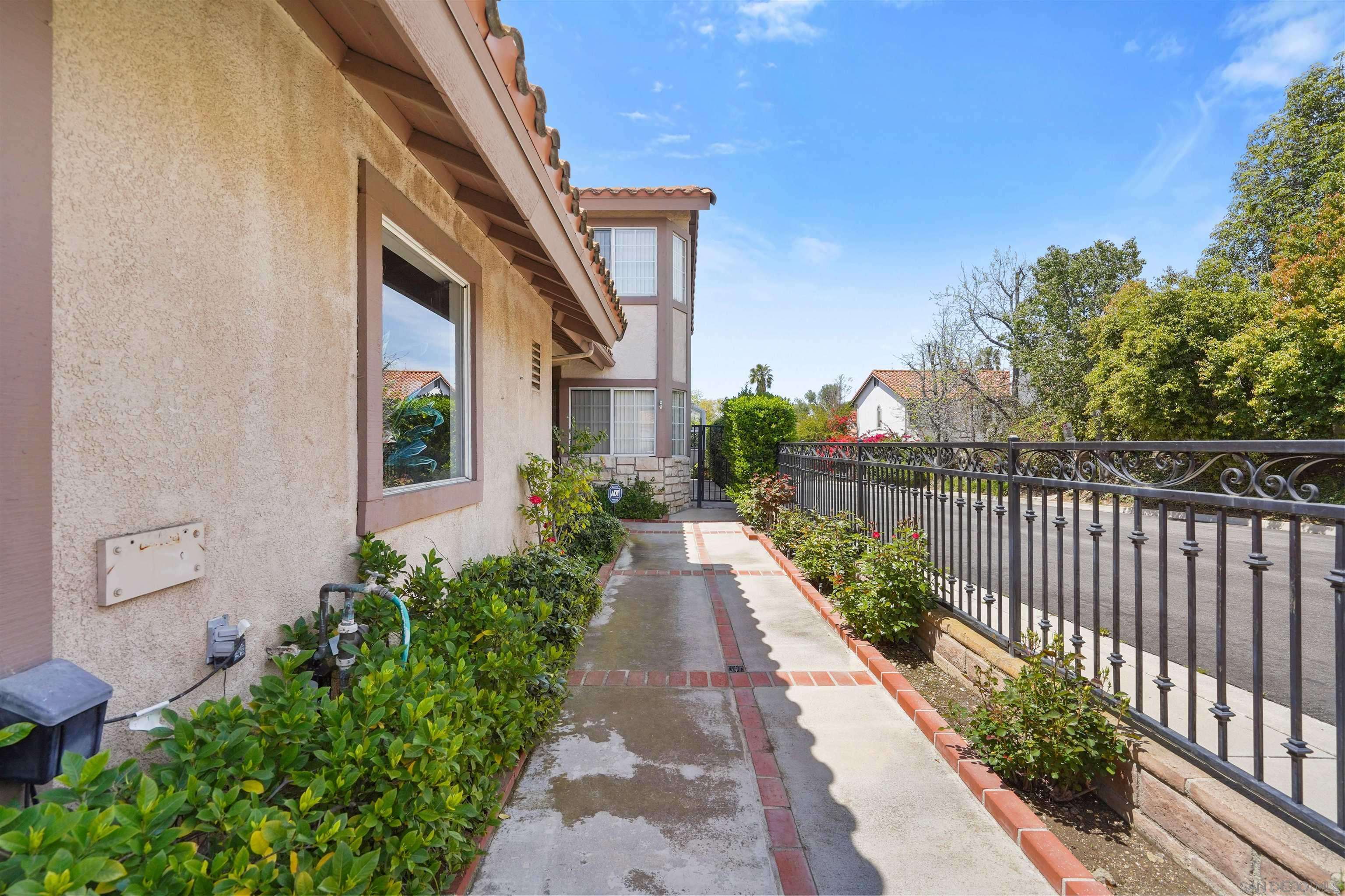 Agoura Hills, CA 91301,5361 ISABELLA CT