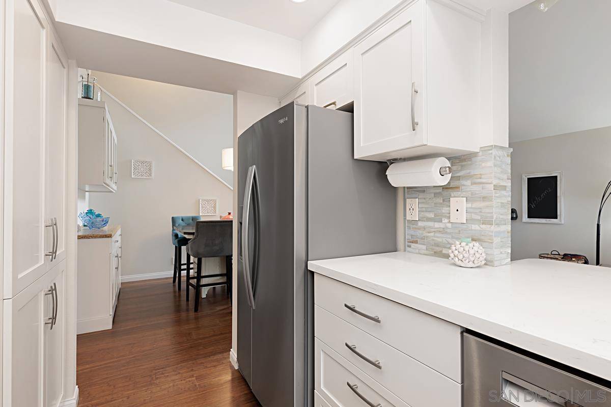 Solana Beach, CA 92075,542 via de la valle #k