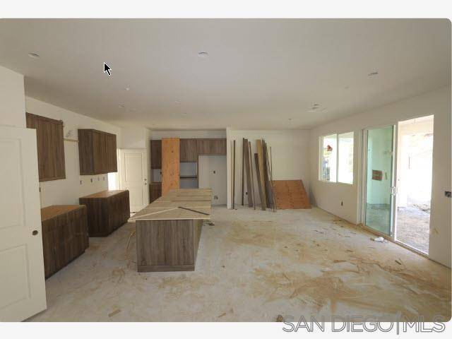 Fallbrook, CA 92028,35568 Orchard Trails #356