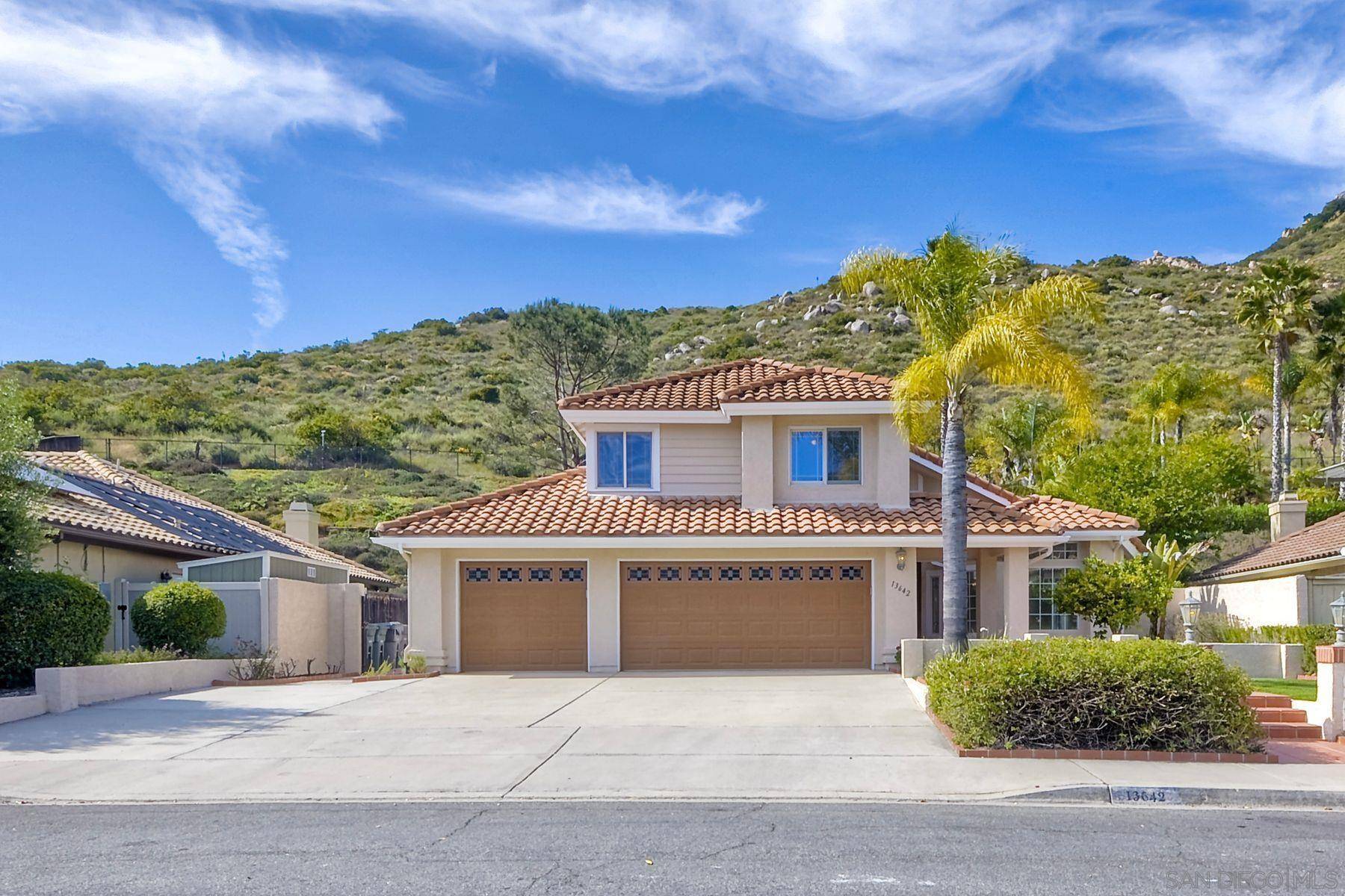 Poway, CA 92064,13642 QUIET HILLS DRIVE