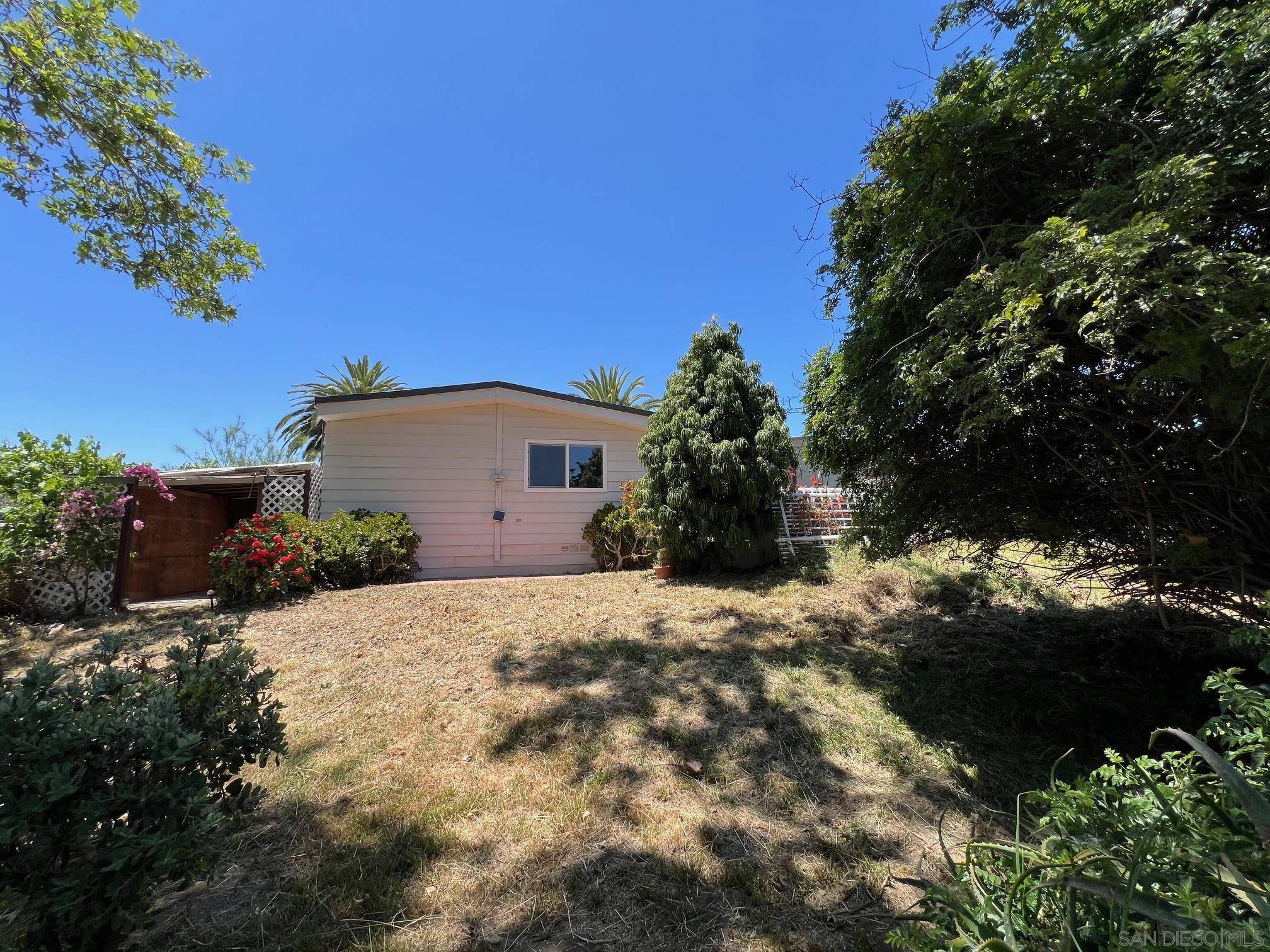 Ramona, CA 92065,2030 Black Canyon Rd #18