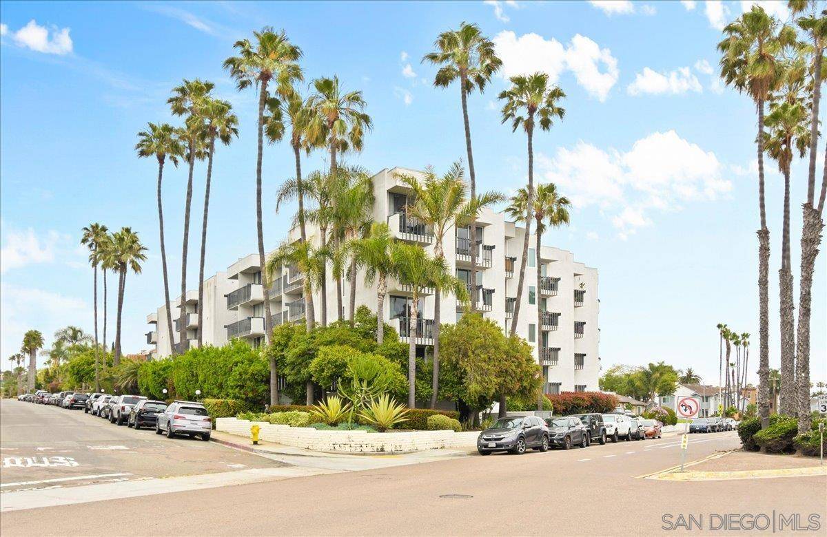 San Diego, CA 92109,727 Sapphire Street #410