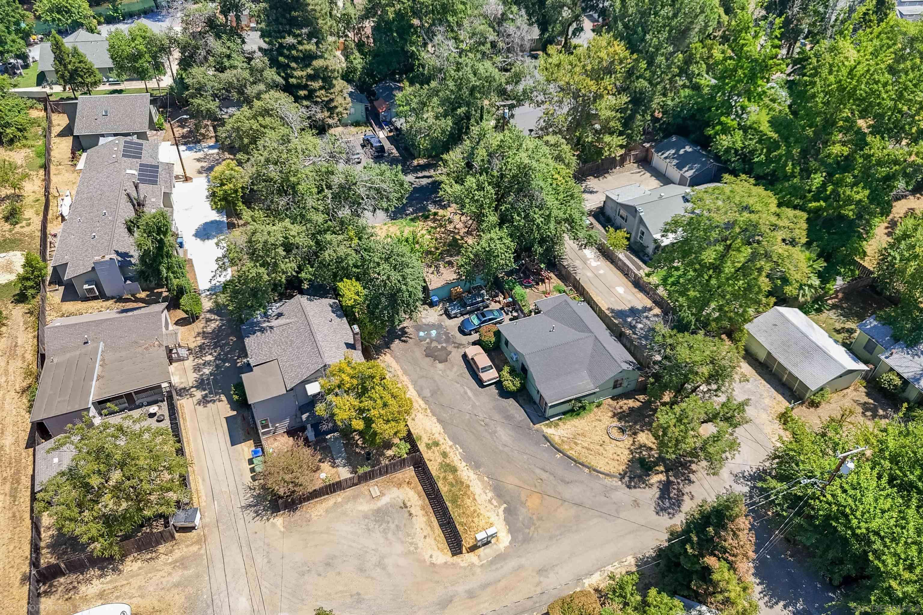 Redding, CA 96001,737 Leland Court