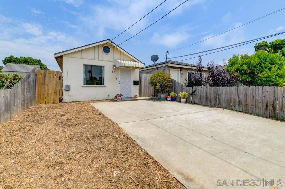 Imperial Beach, CA 91932,941 12th St