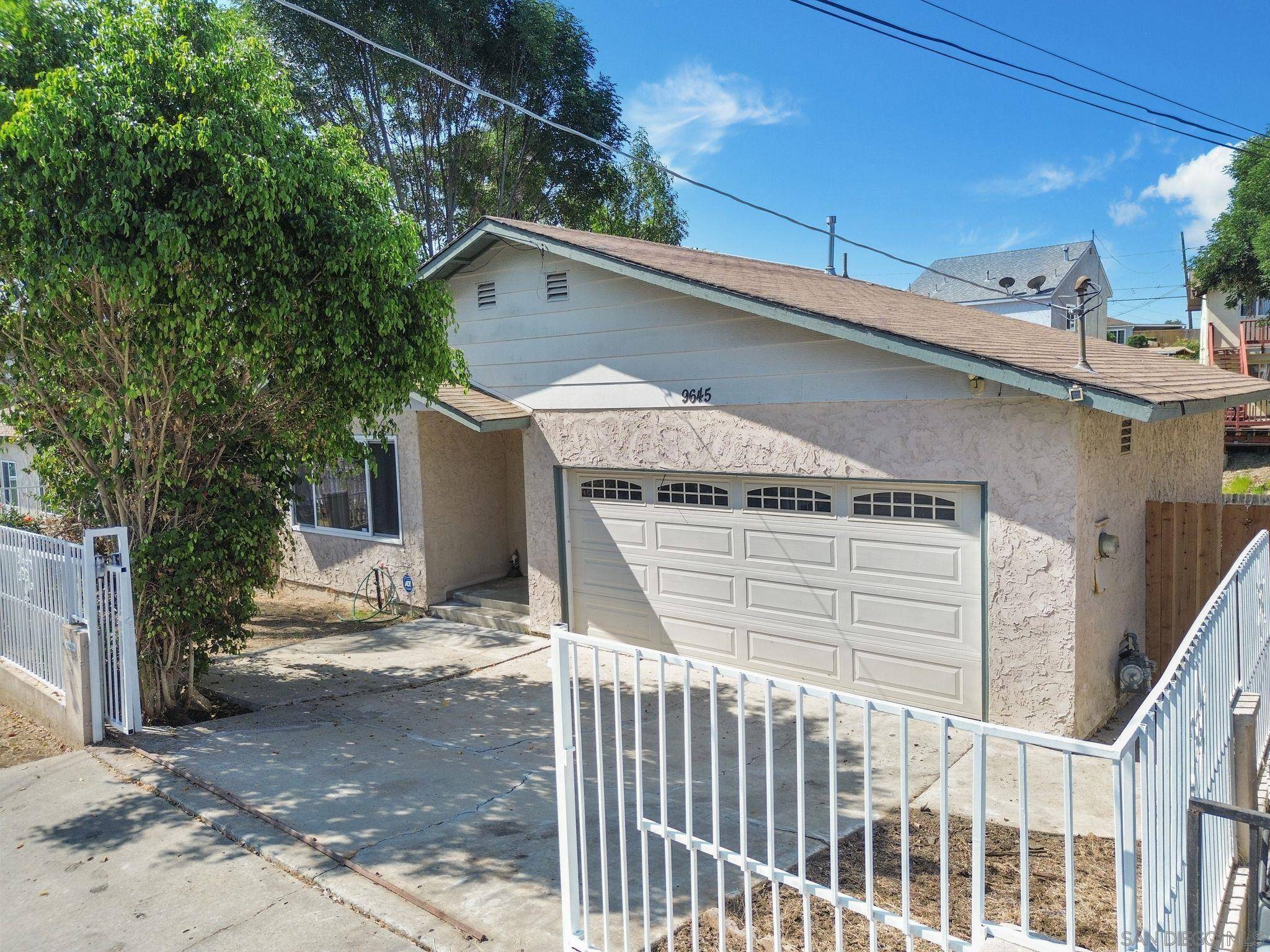 Spring Valley, CA 91977,9645 Saint George St