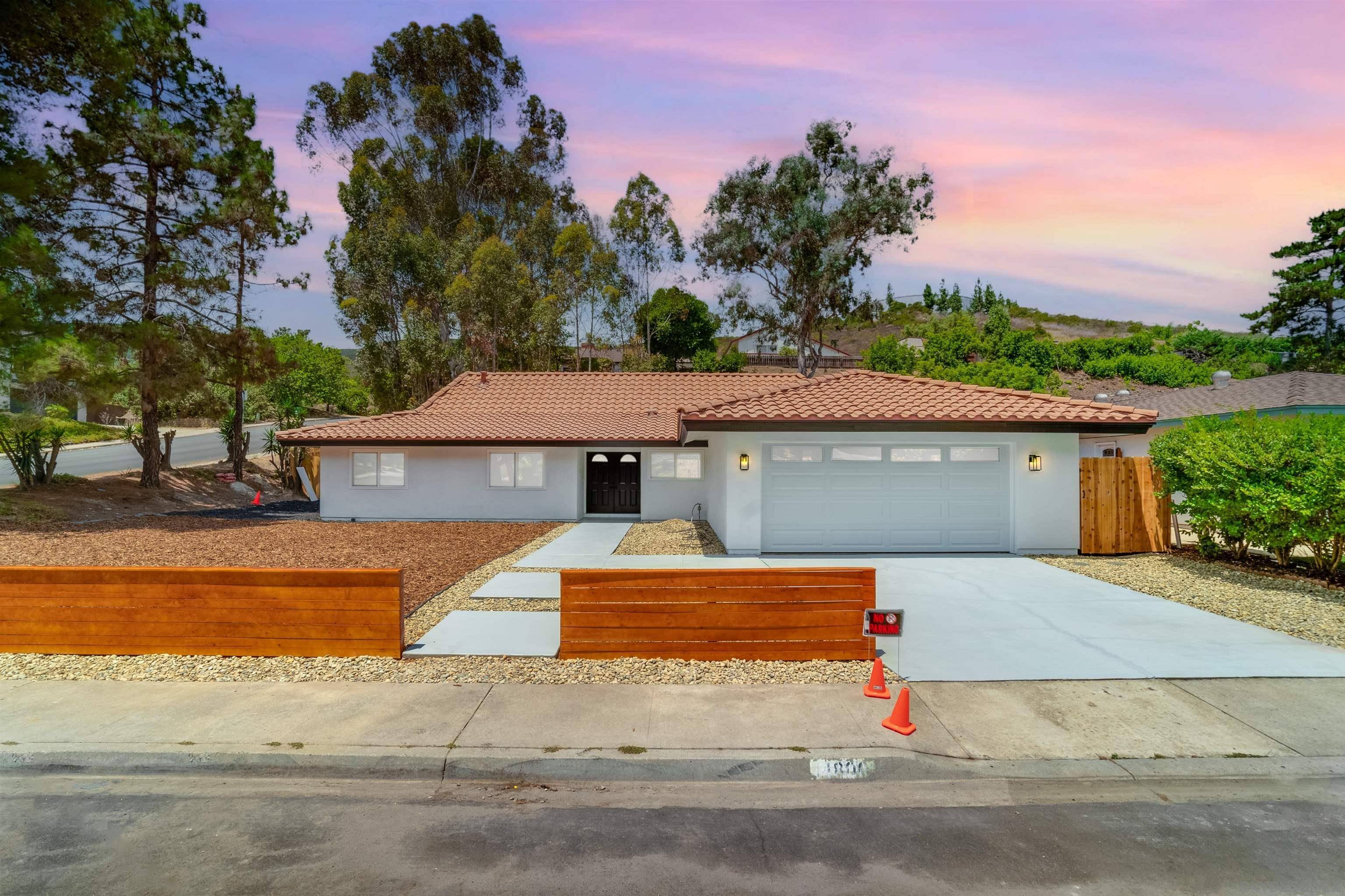 San Diego, CA 92129,14806 Del Diablo Ln
