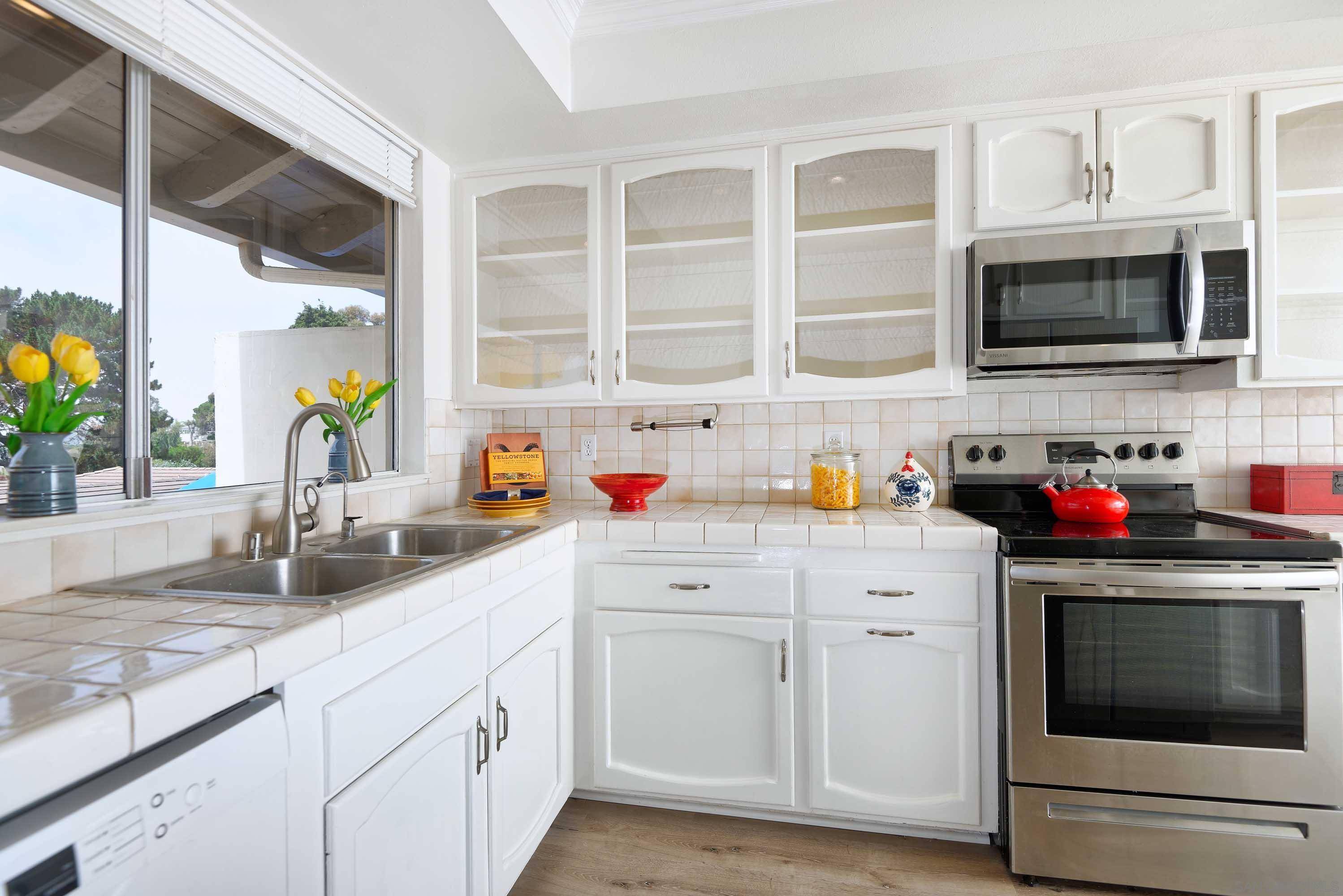 Solana Beach, CA 92075,105 Linares Ct