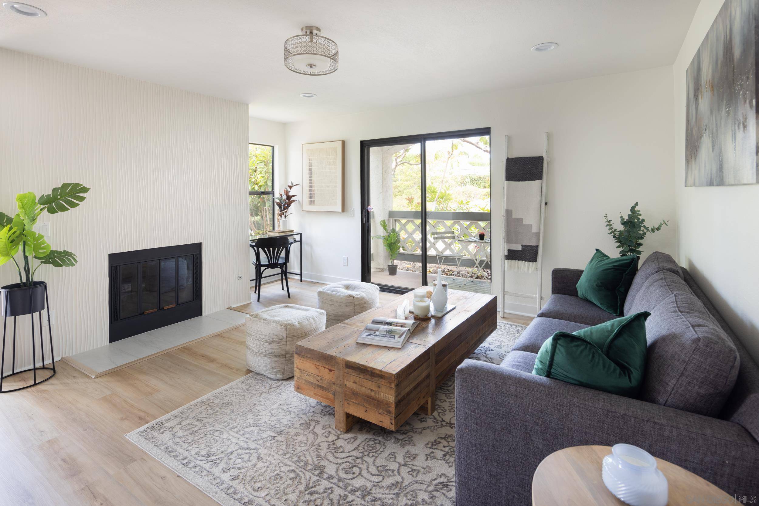 San Diego, CA 92129,9449 Fairgrove Ln. #102