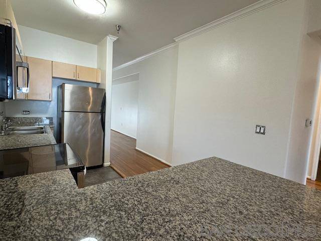 San Diego, CA 92101,1643 6th Ave #408