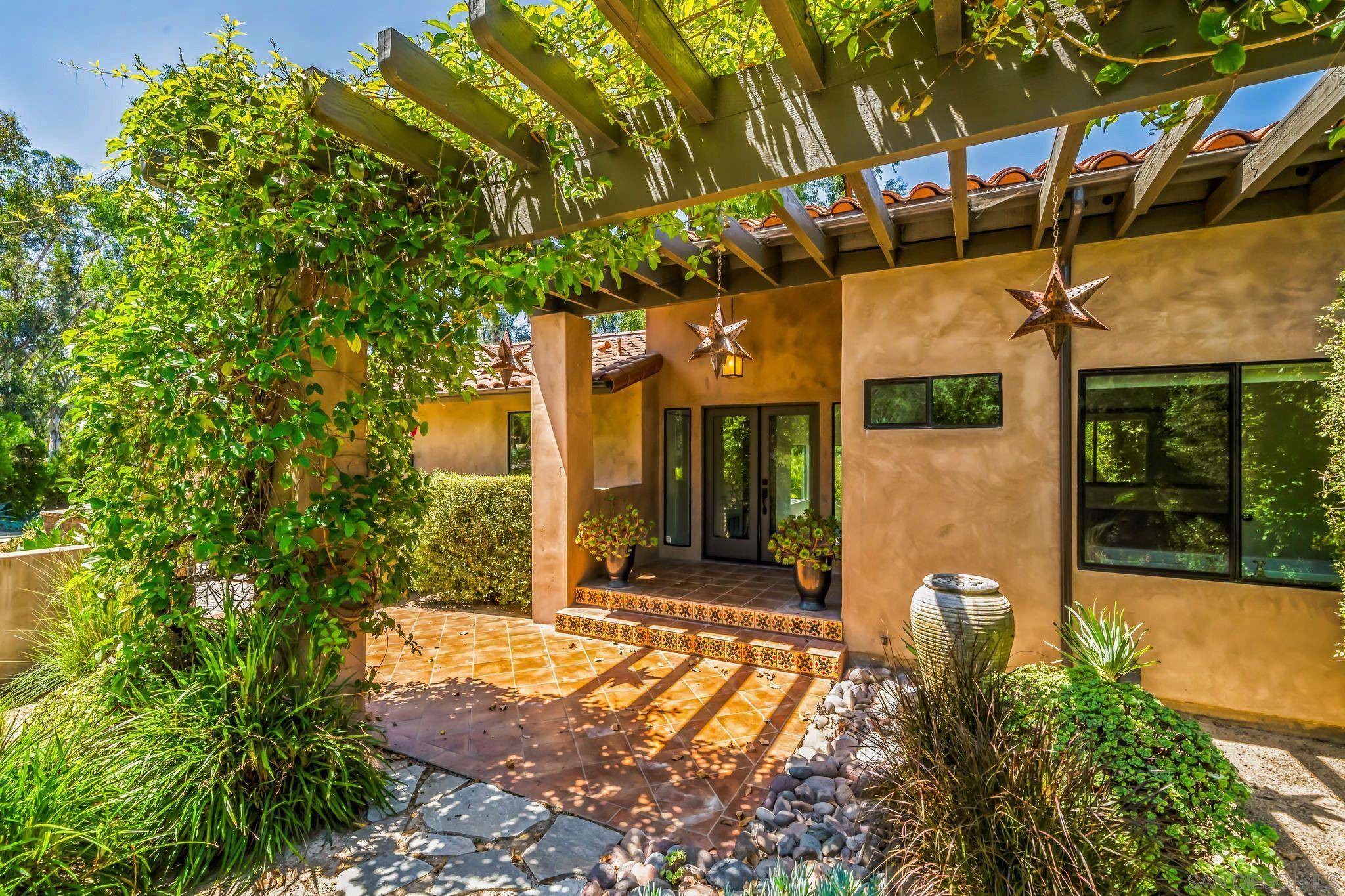 Rancho Santa Fe, CA 92067,17335 Via Del Bravo