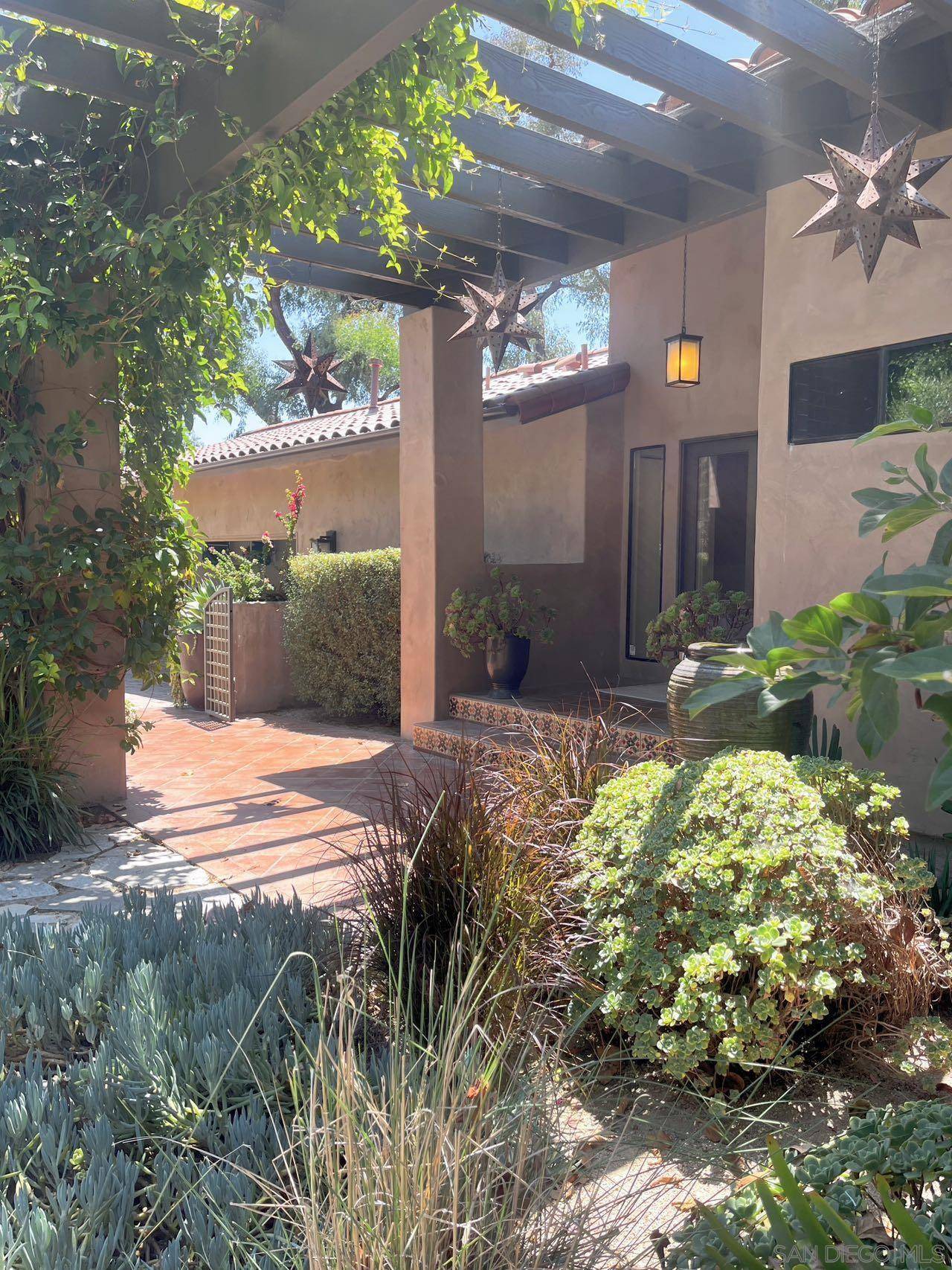 Rancho Santa Fe, CA 92067,17335 Via Del Bravo