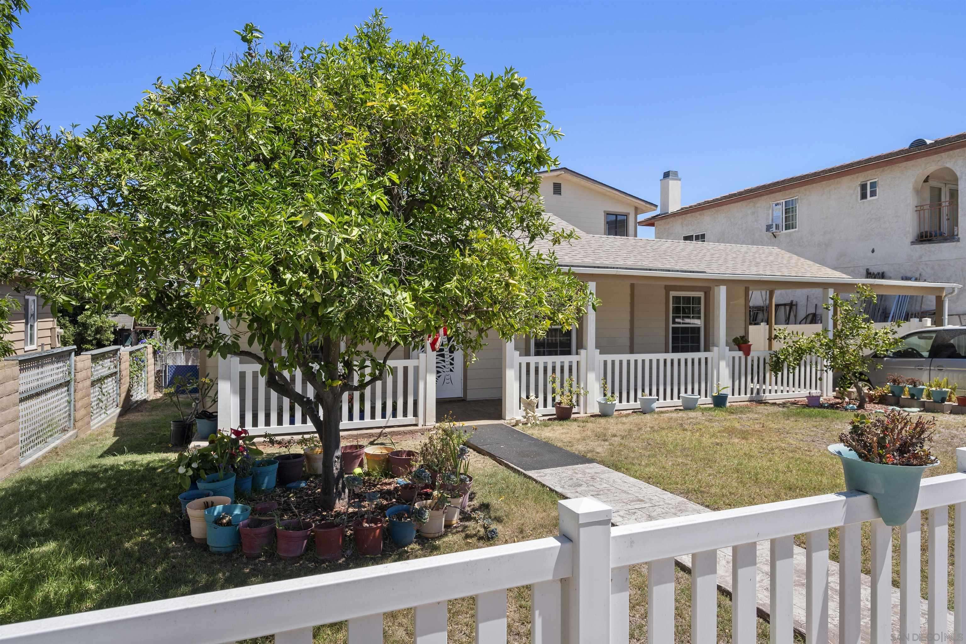 Lemon Grove, CA 91945,1727 Dupont Drive