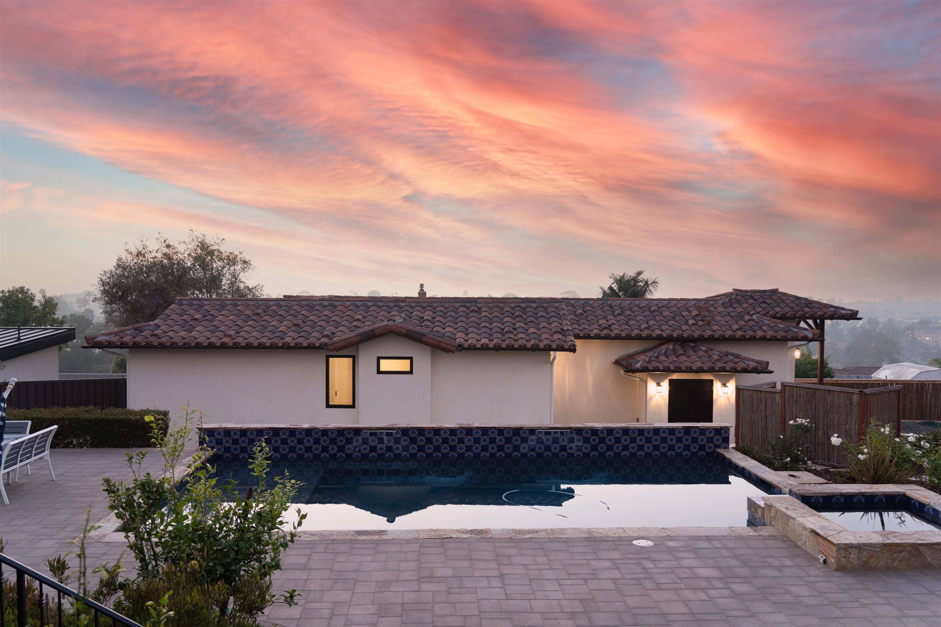 Encinitas, CA 92024,606 Camino De Orchidia