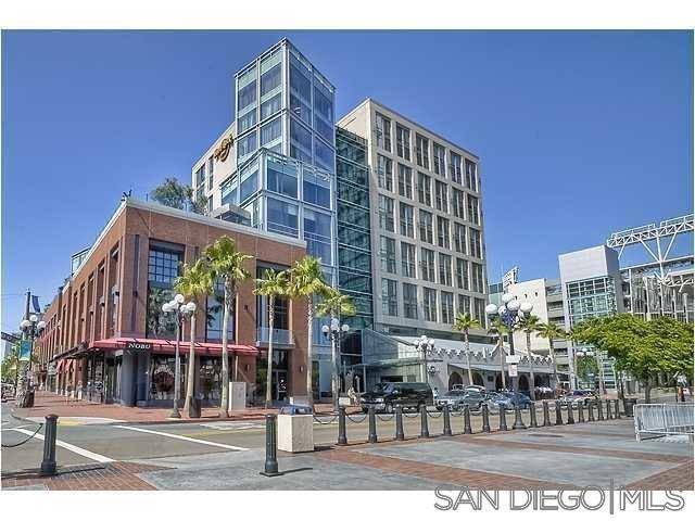 San Diego, CA 92101,207 5TH Ave #727